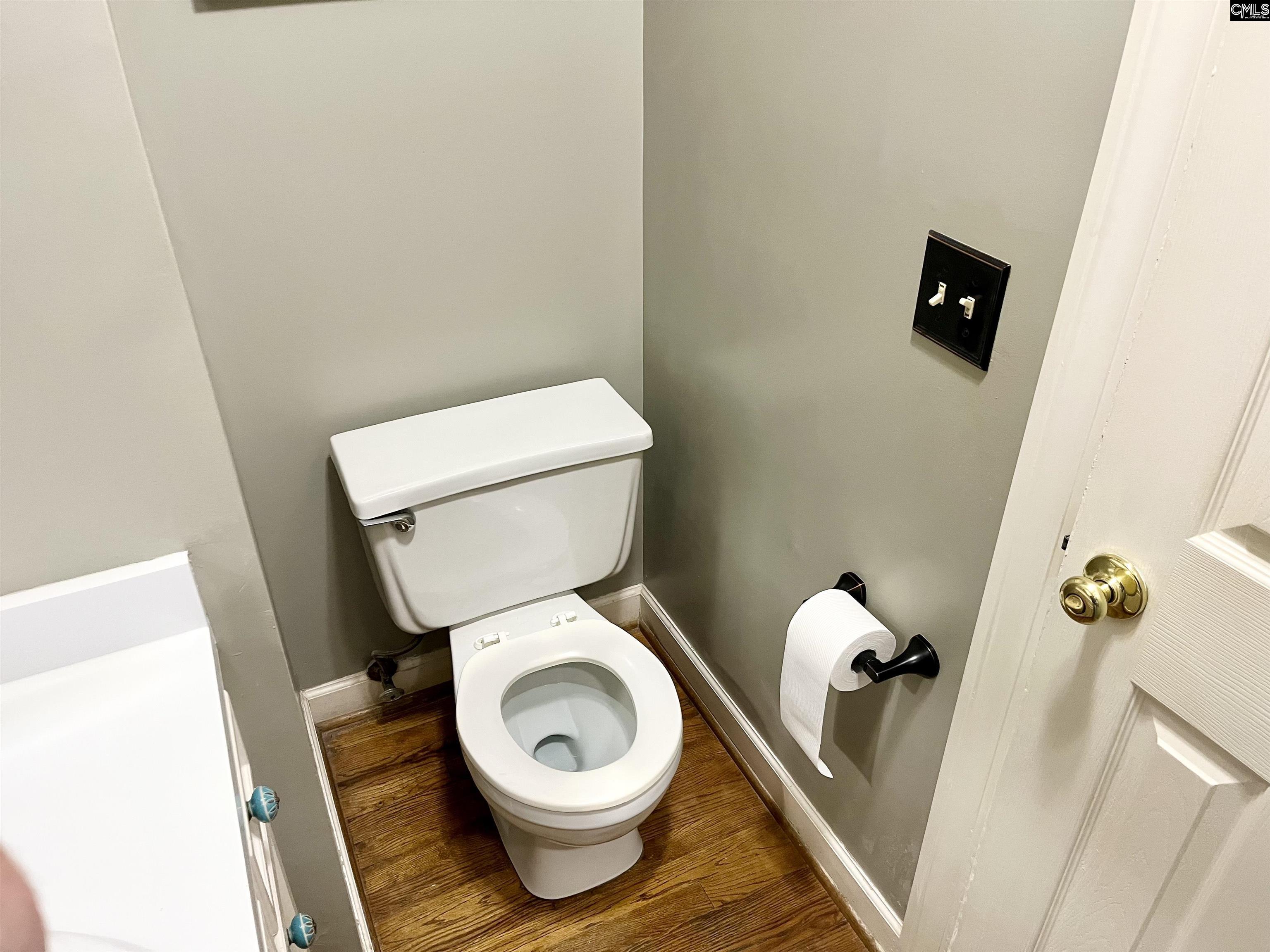 144 Brook Hollow Drive Columbia, SC 29229-8810