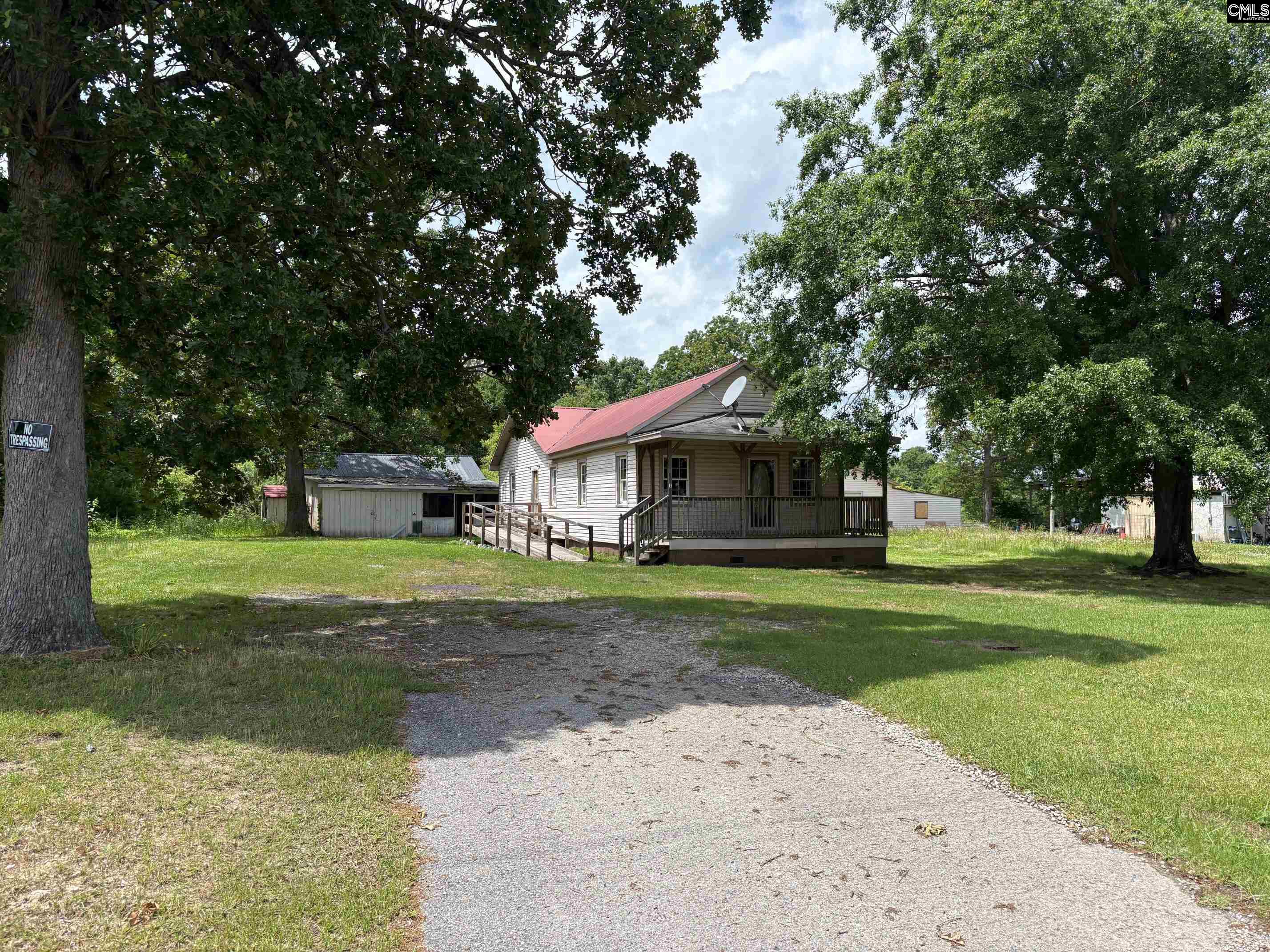 127 Dry Gulch Road, Saluda, South Carolina image 1