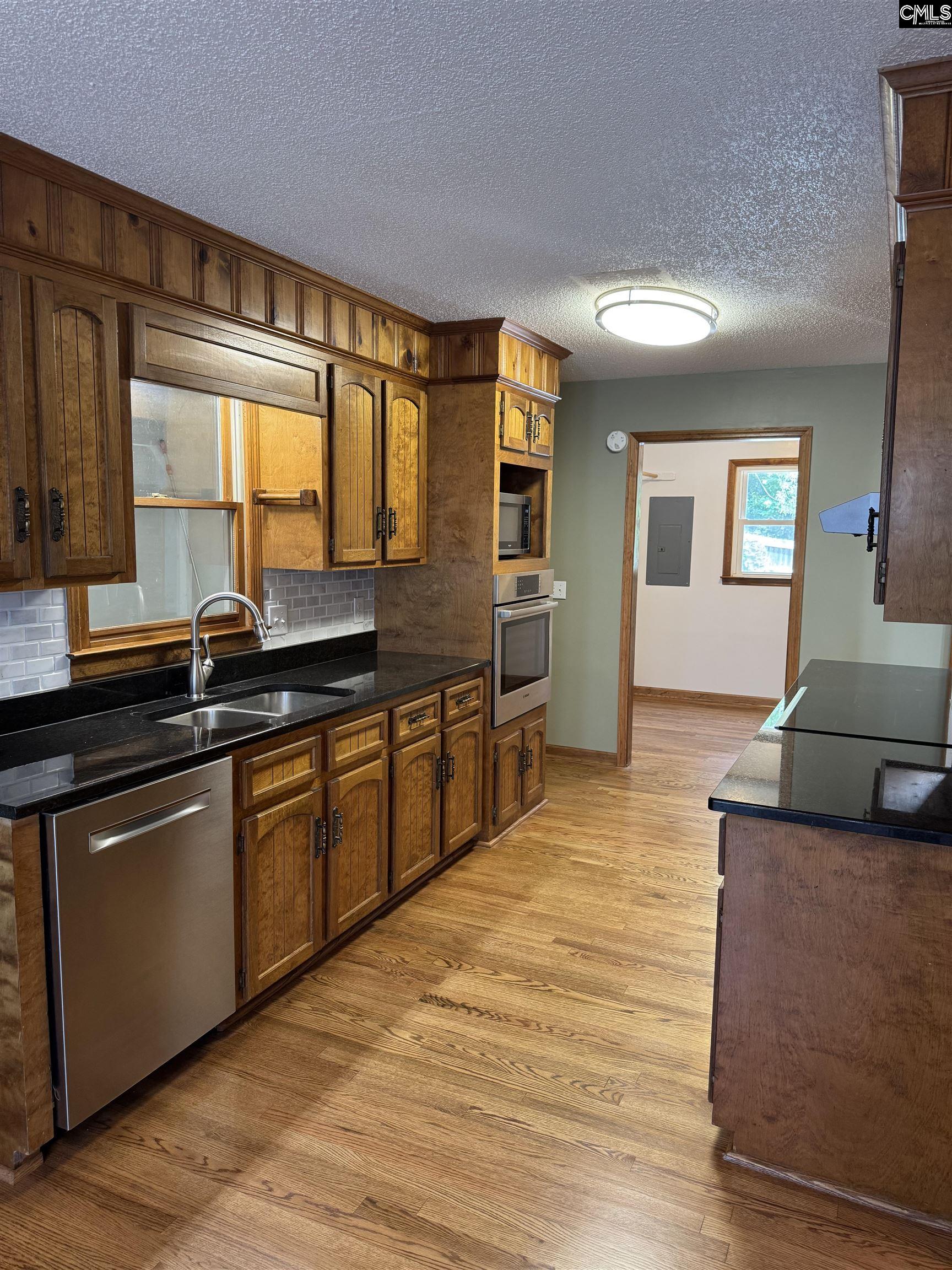 226 Tamwood Circle Cayce, SC 29033