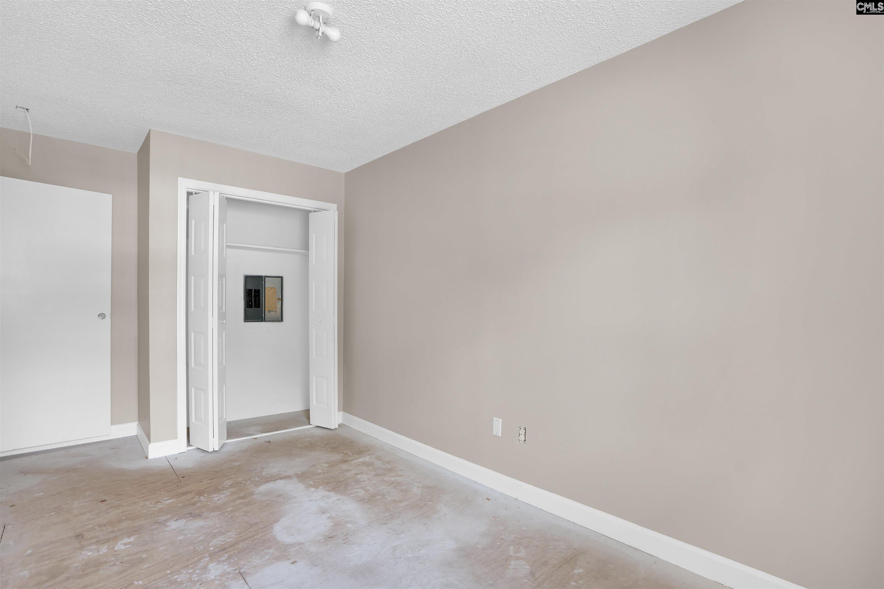 4712 Leaf Crest Court Columbia, SC 29210