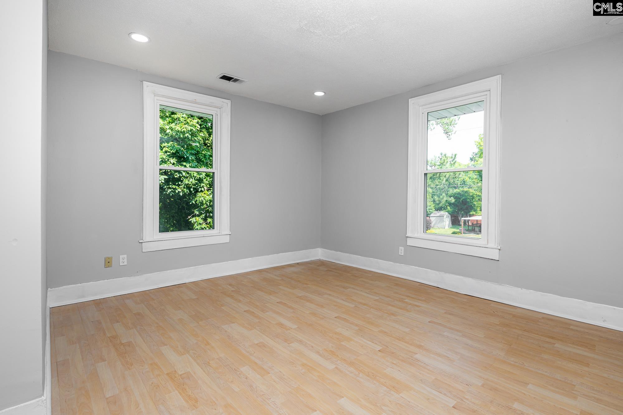 3715 Palmetto Avenue Columbia, SC 29203