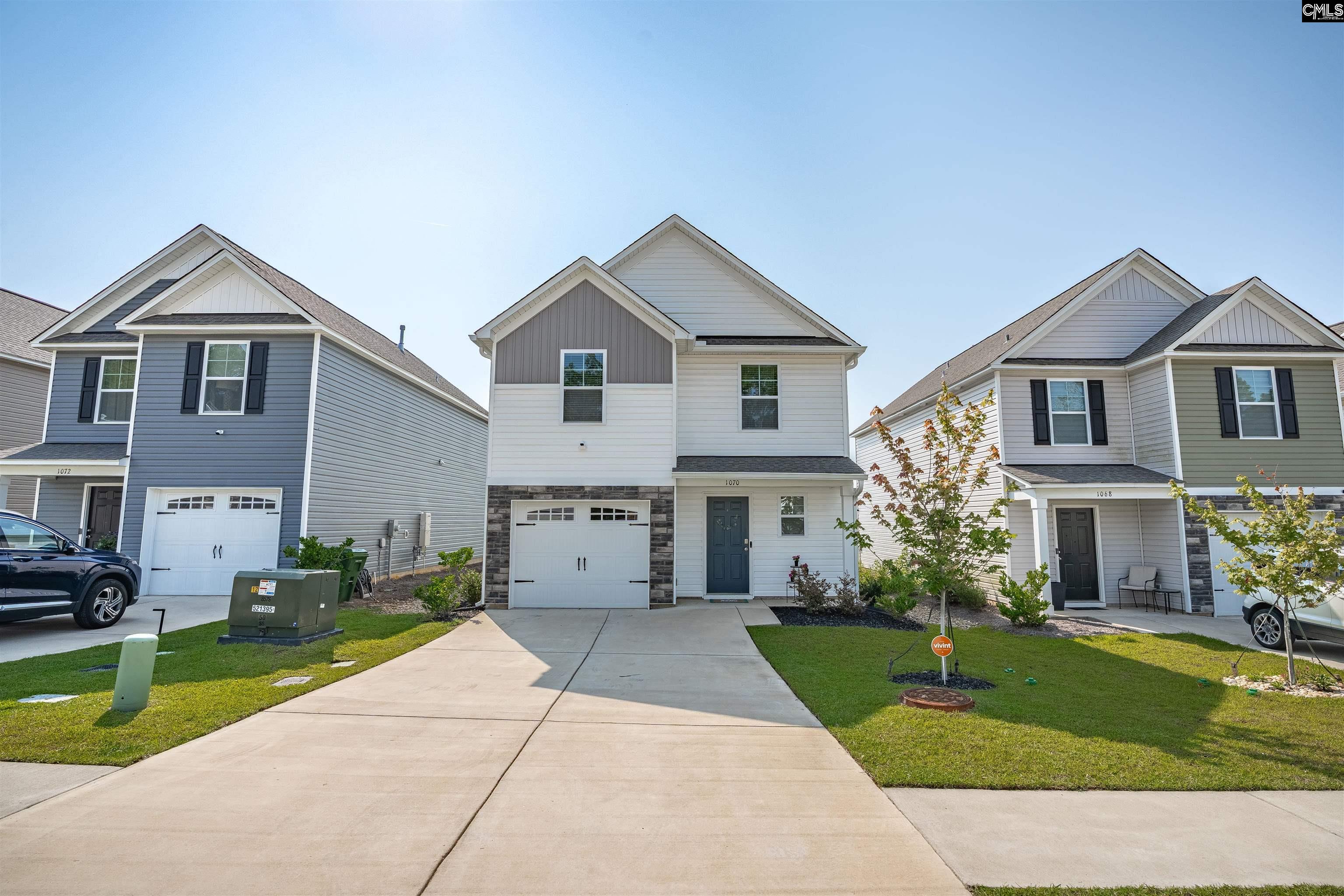 1070 Crescent Moon Loop Hopkins, SC 29061