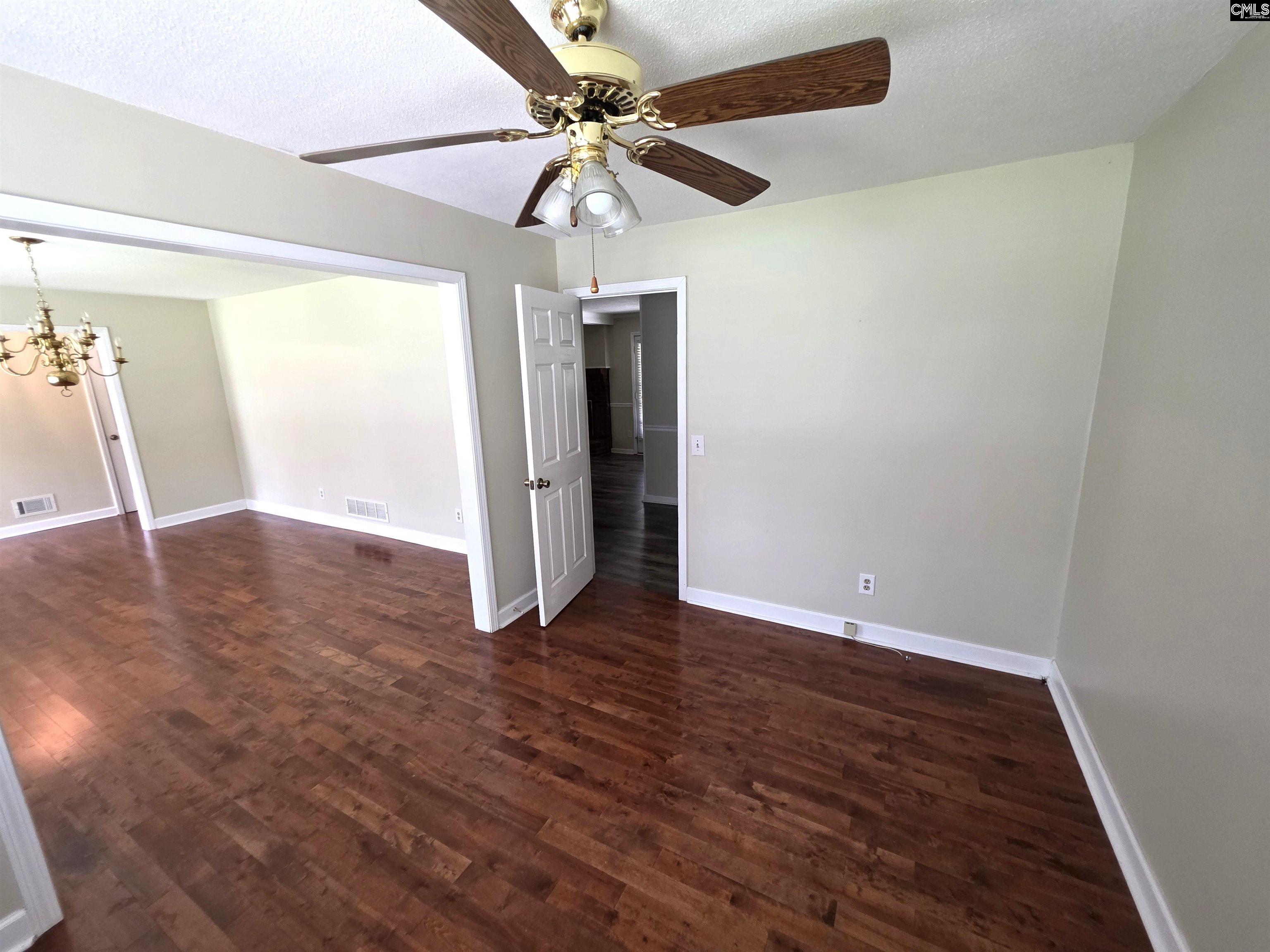 804 Dogwood Street, Cayce, South Carolina image 4