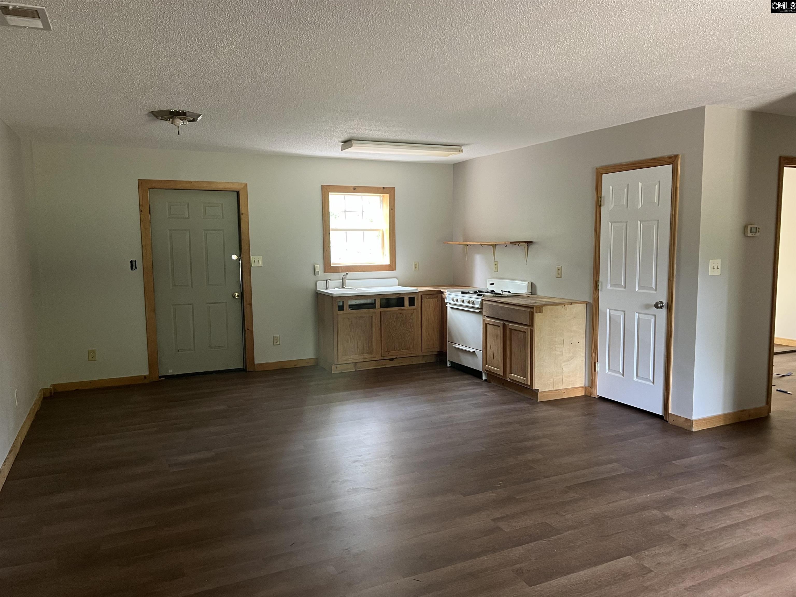 1000 Ben Kyzer Drive, Gilbert, South Carolina image 4