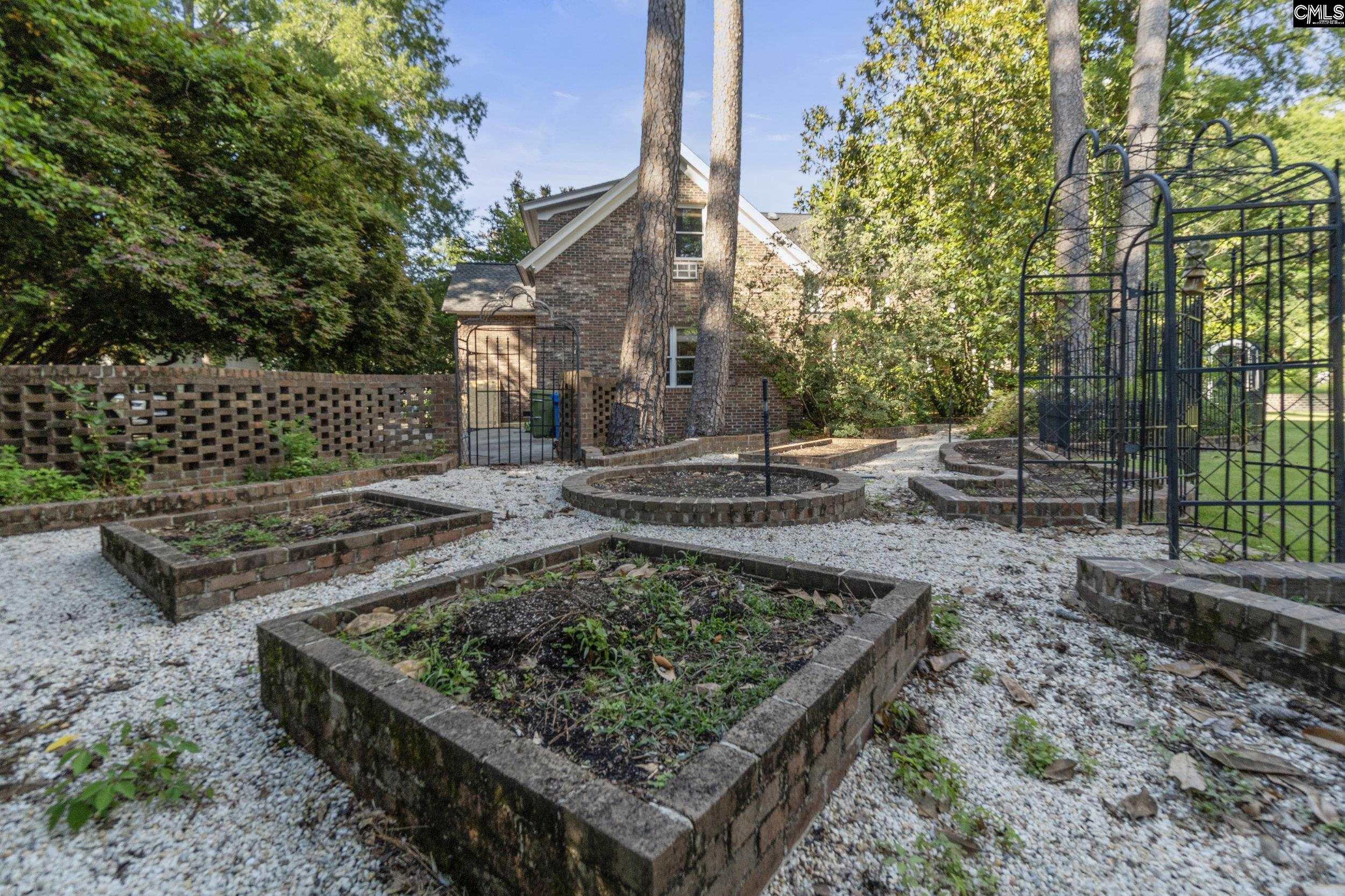 415 Pine Street Camden, SC 29020
