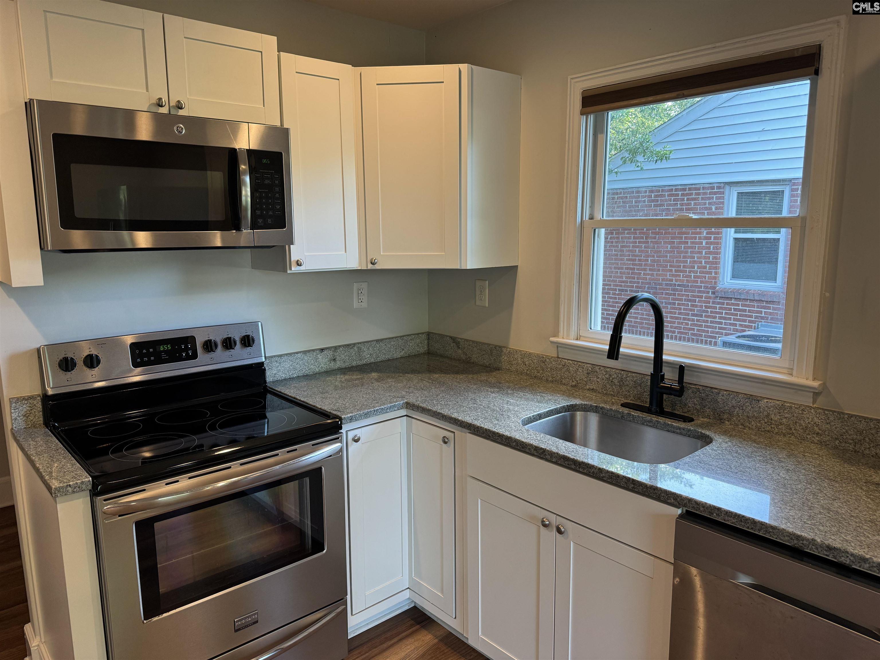 1333 Hibiscus, Columbia, South Carolina image 6