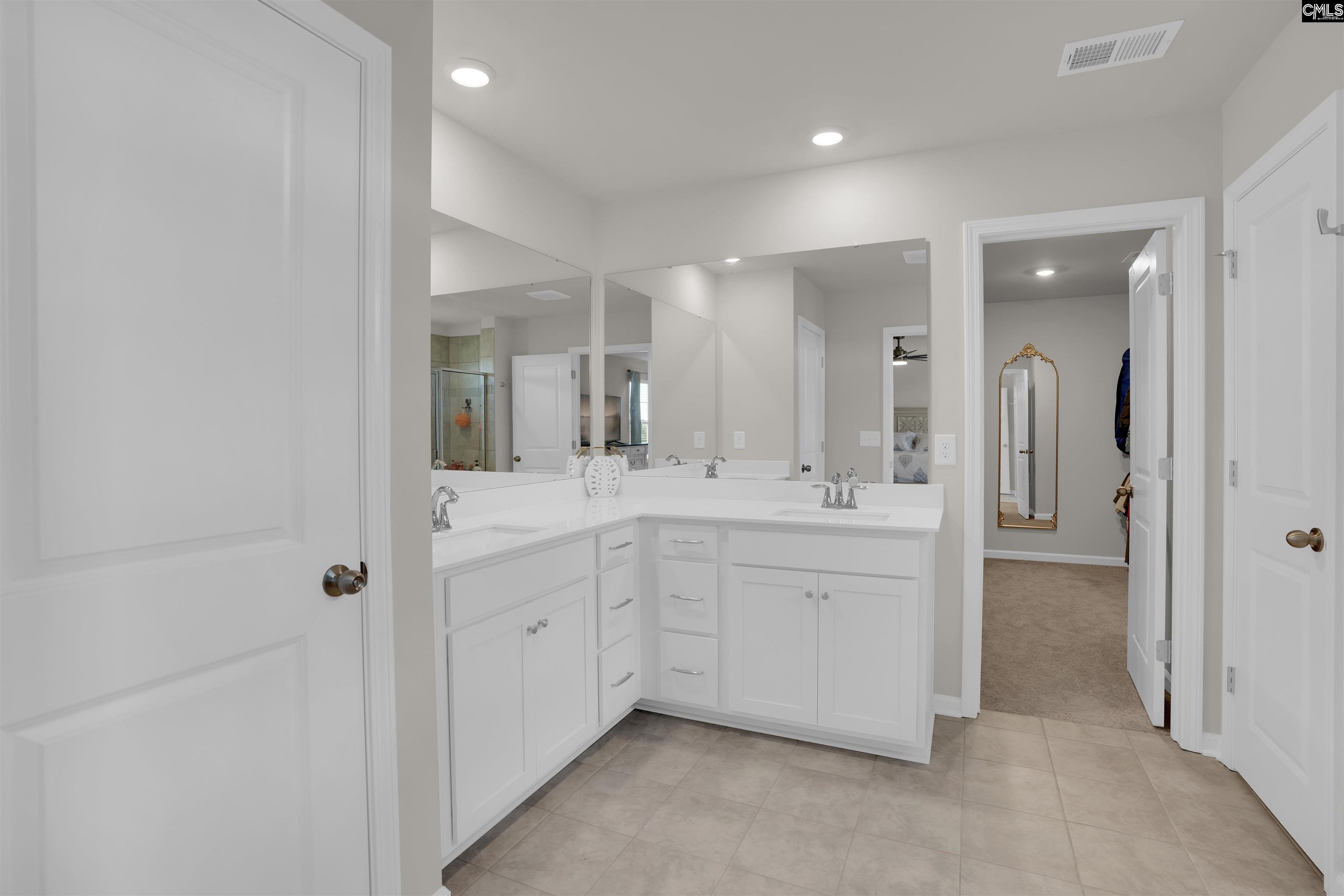 527 Torrens Drive, Gilbert, South Carolina image 5