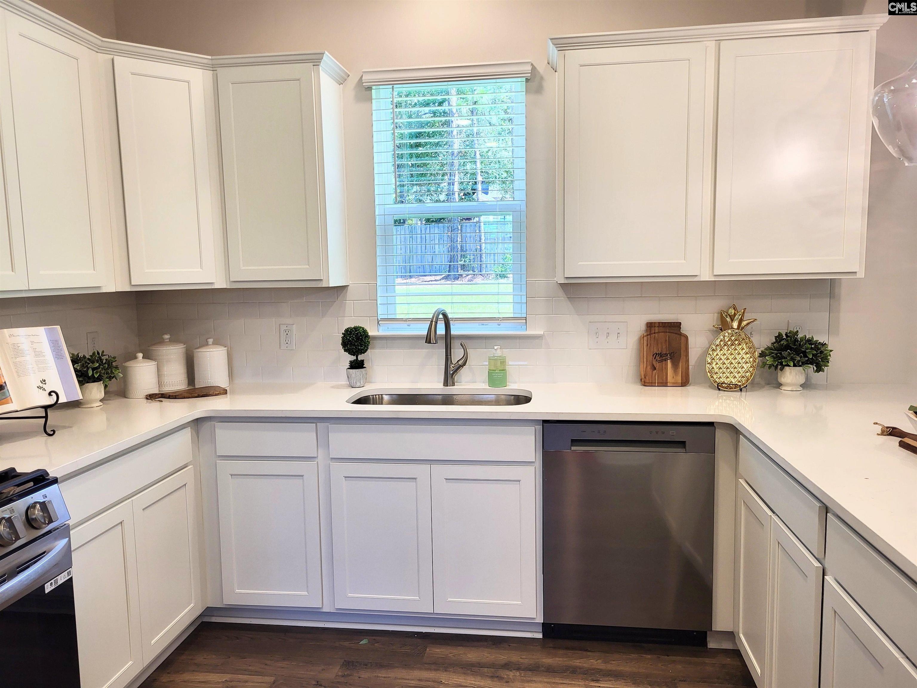 546 Blue Jay Way Lexington, SC 29073