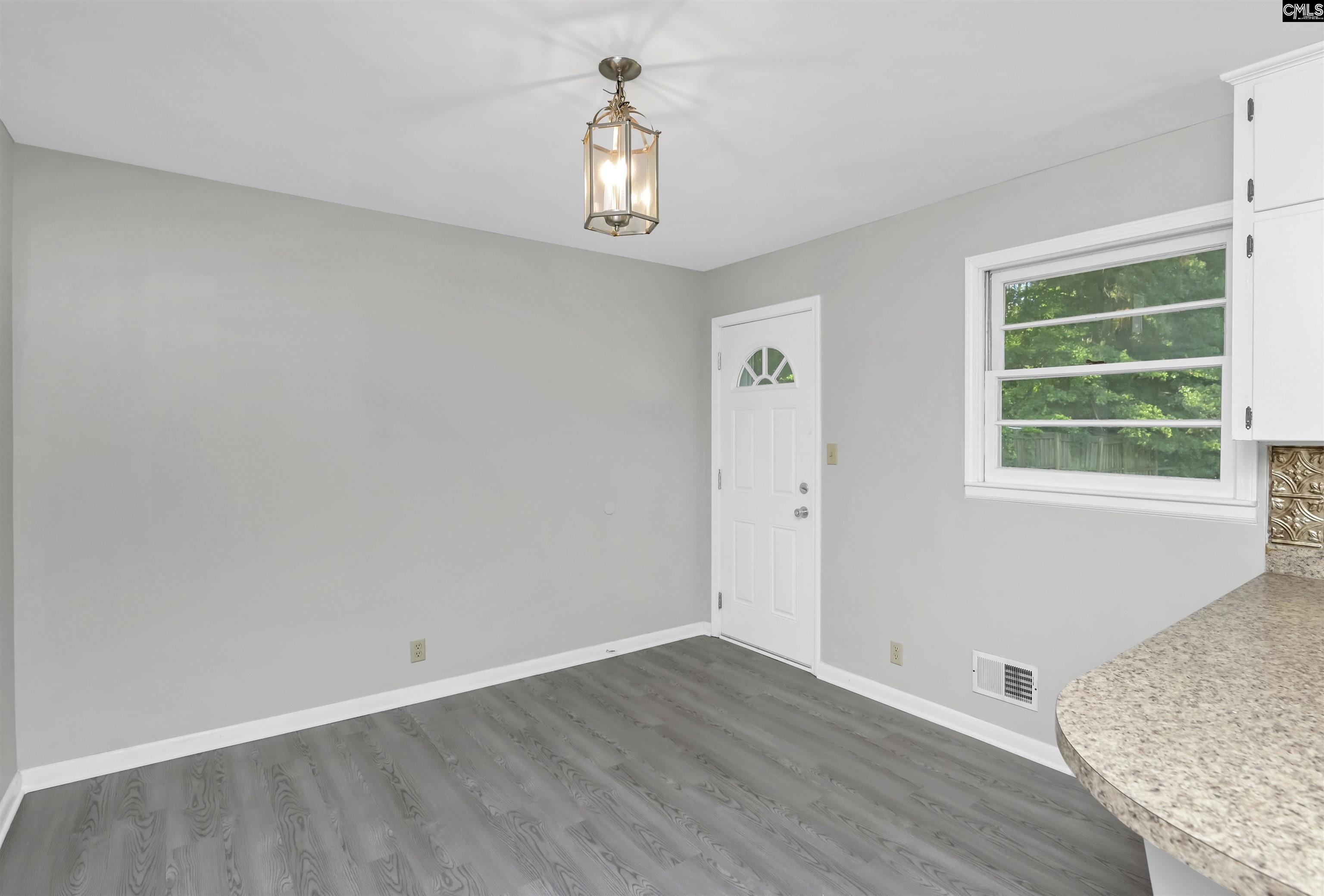 614 Piney Woods Road Columbia, SC 29210