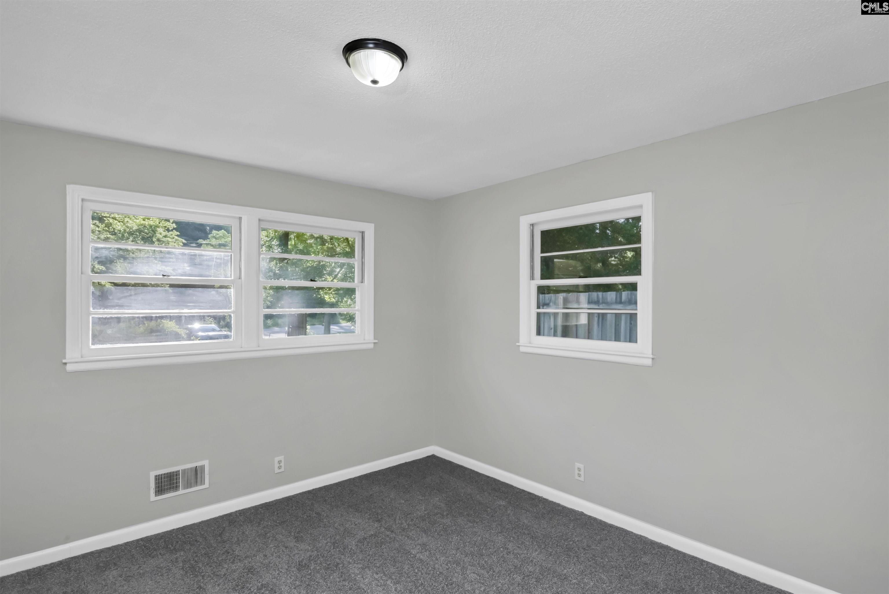 614 Piney Woods Road Columbia, SC 29210