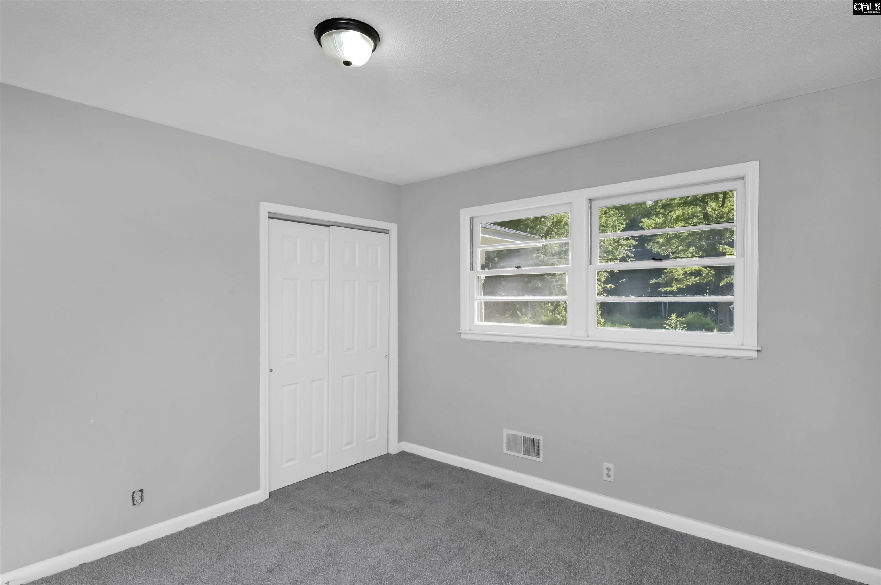614 Piney Woods Road Columbia, SC 29210