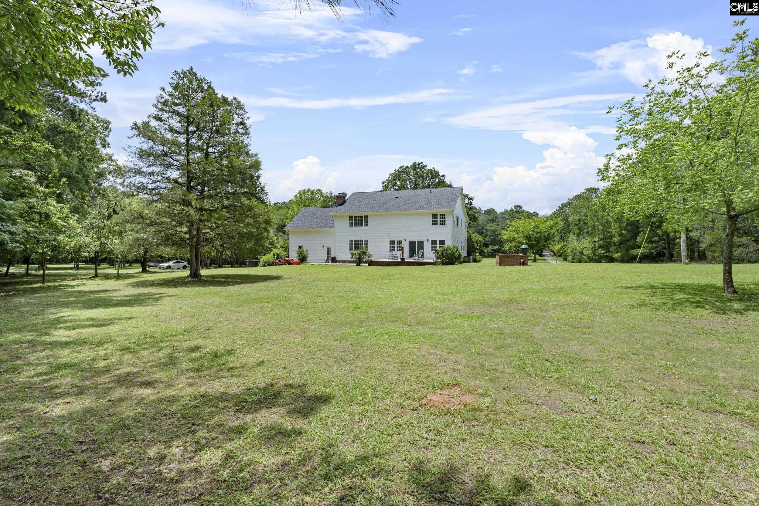 211 Twin Pine Drive Little Mountain, SC 29075