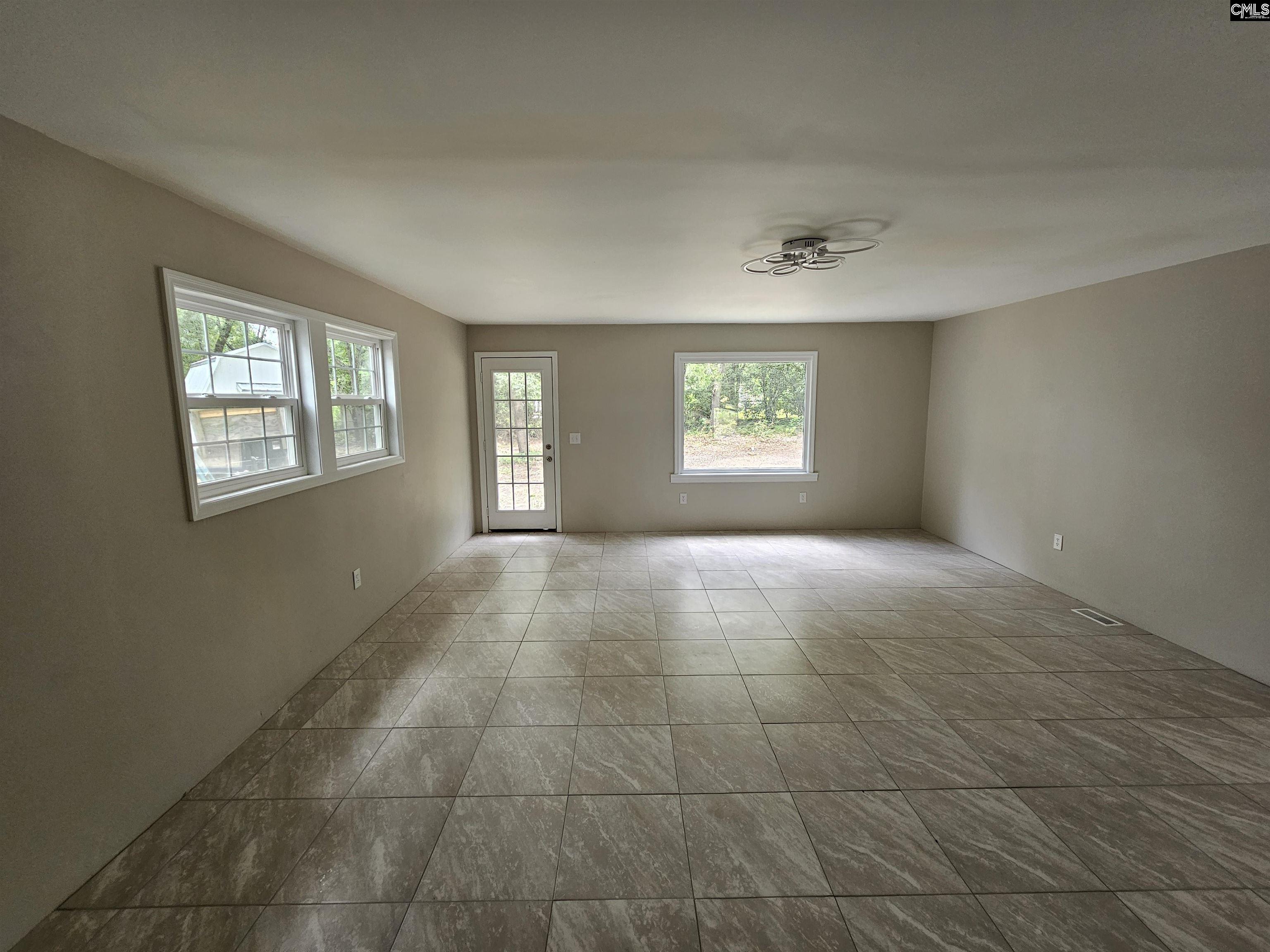 855 Park Road Lexington, SC 29072