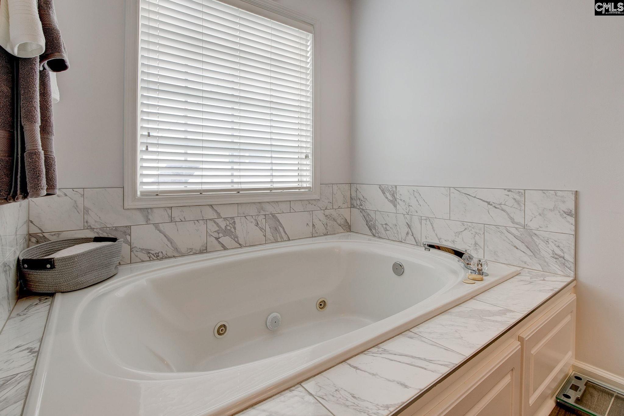7 Chickasaw Circle Columbia, SC 29229