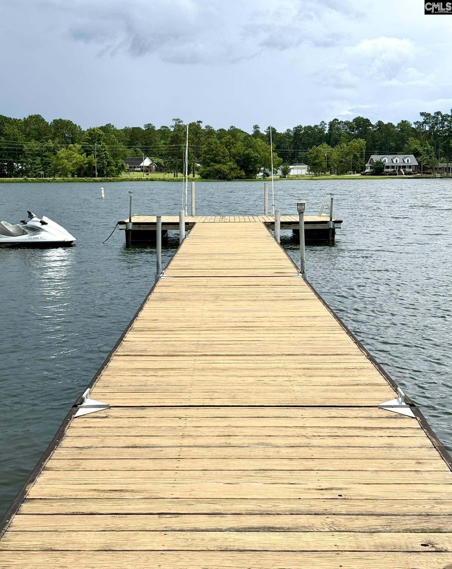 2112 Lake Shore Drive, Manning, South Carolina image 1