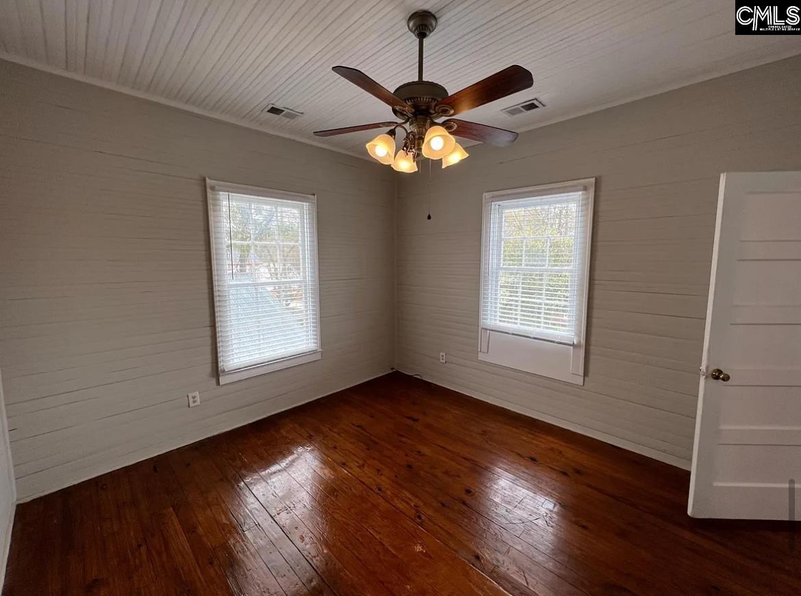 515 Center West Columbia, SC 29169