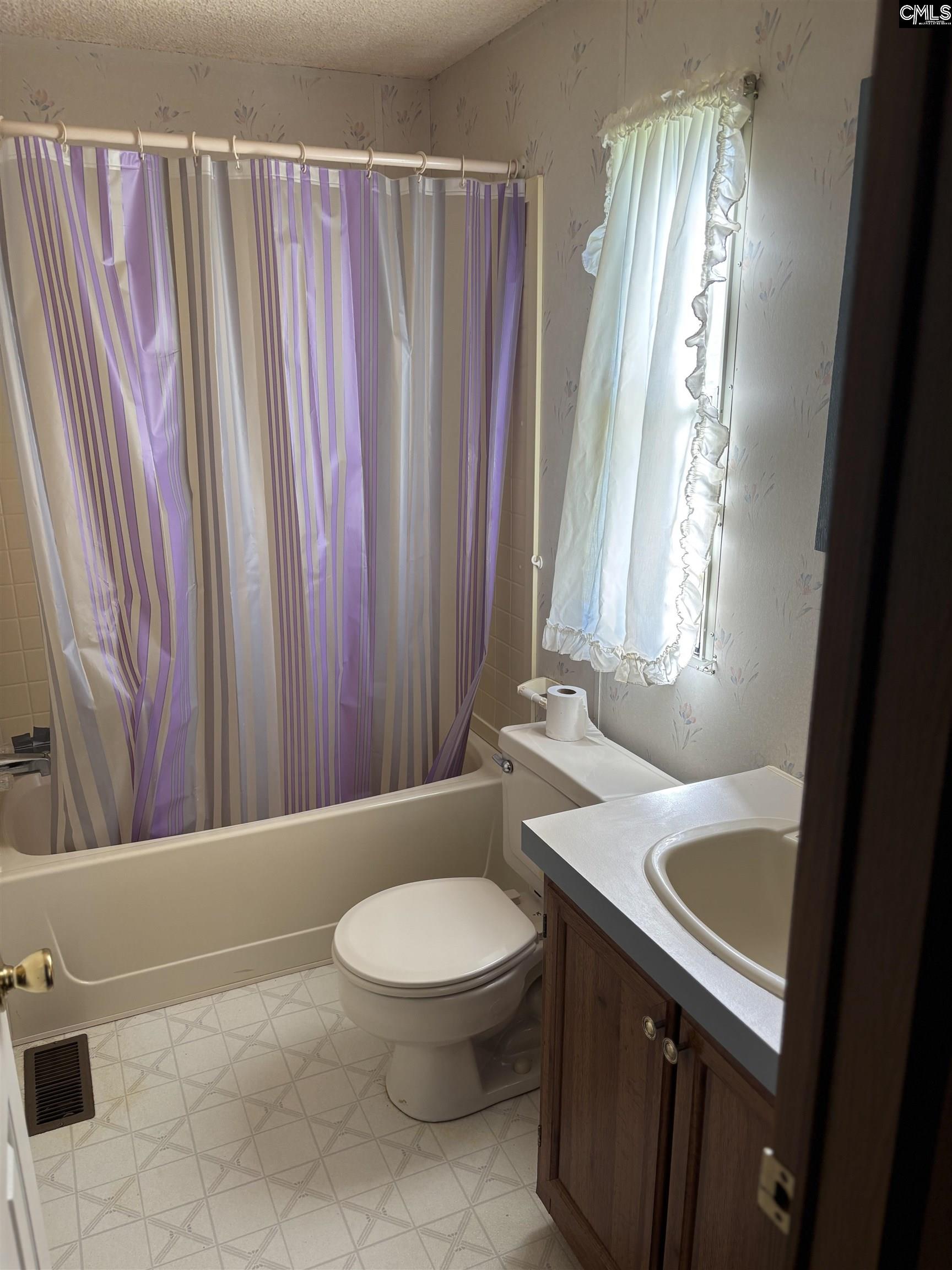 743 Second Texas Road St. George, SC 29477