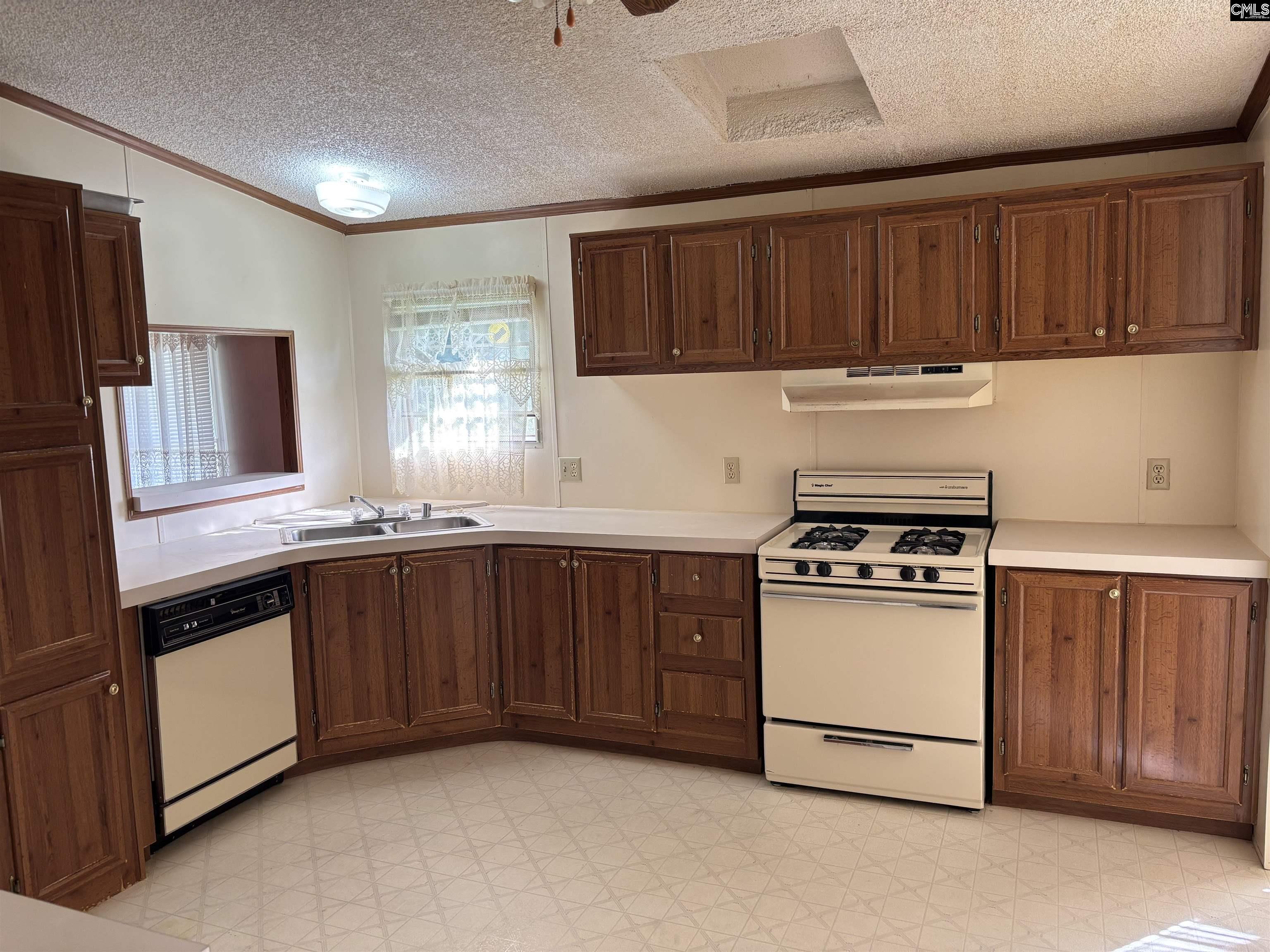 743 Second Texas Road St. George, SC 29477