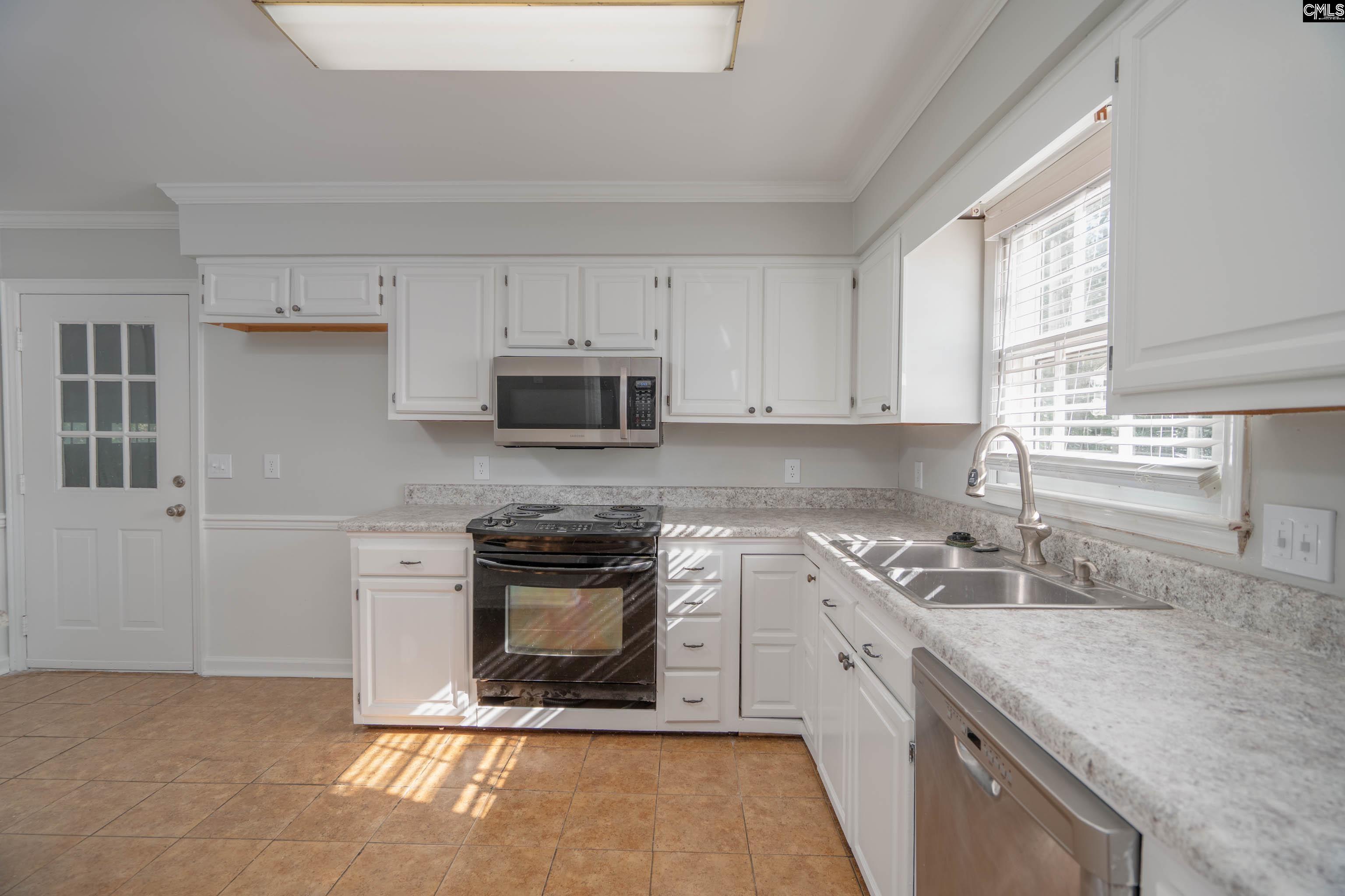 125 Brook Hollow Drive Columbia, SC 29229