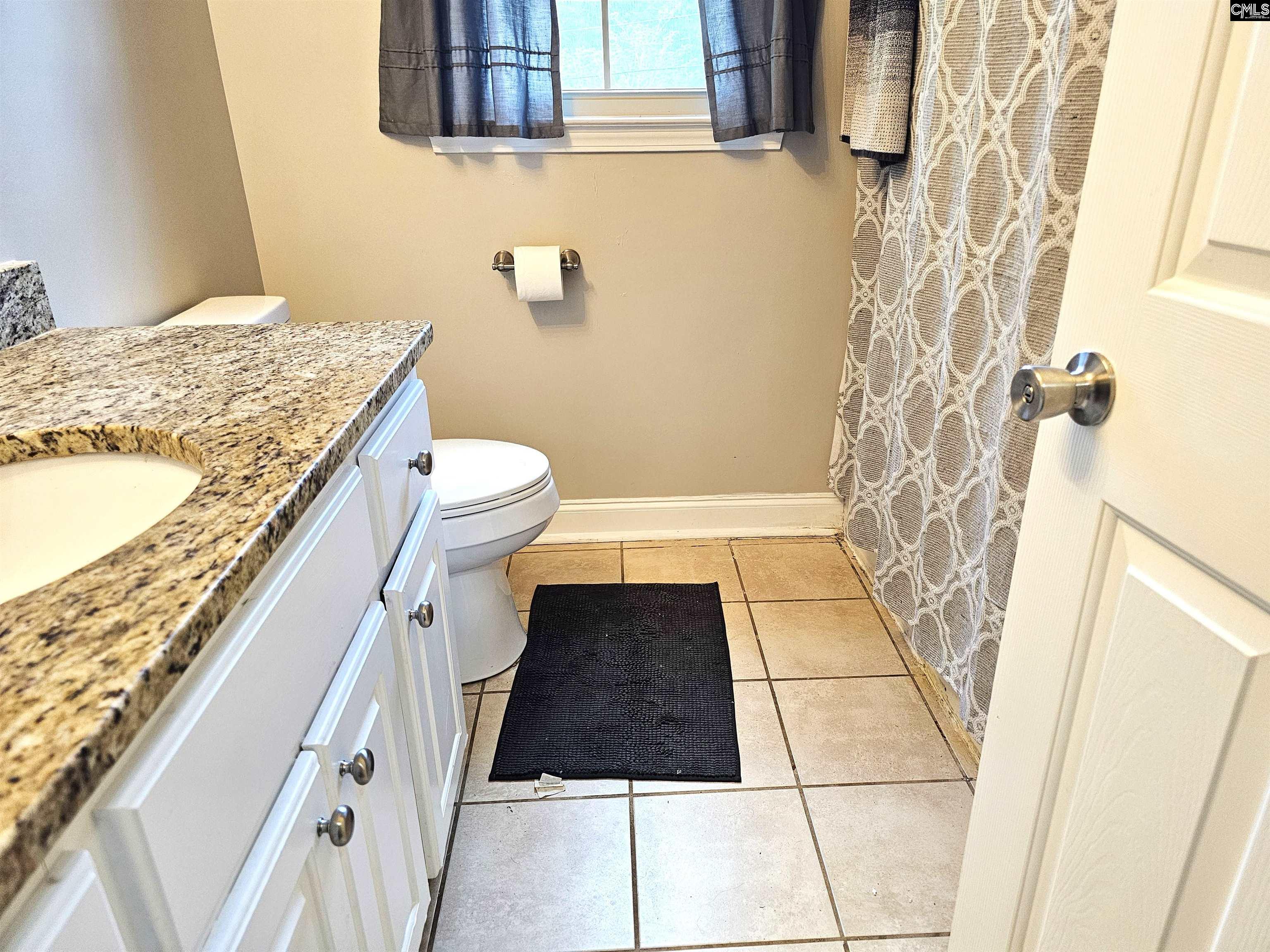 Upstairs Shared Bath