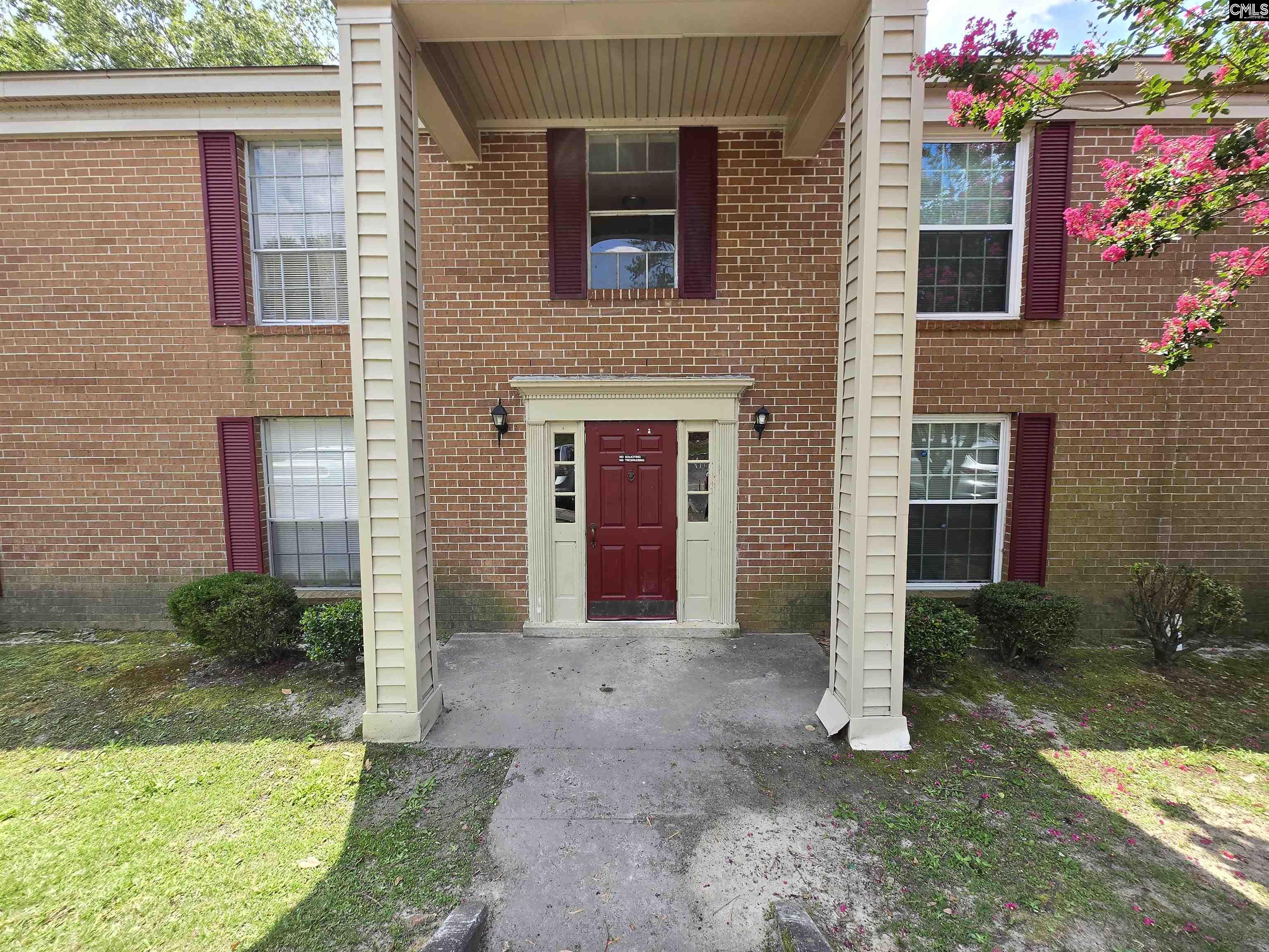 listing main picture