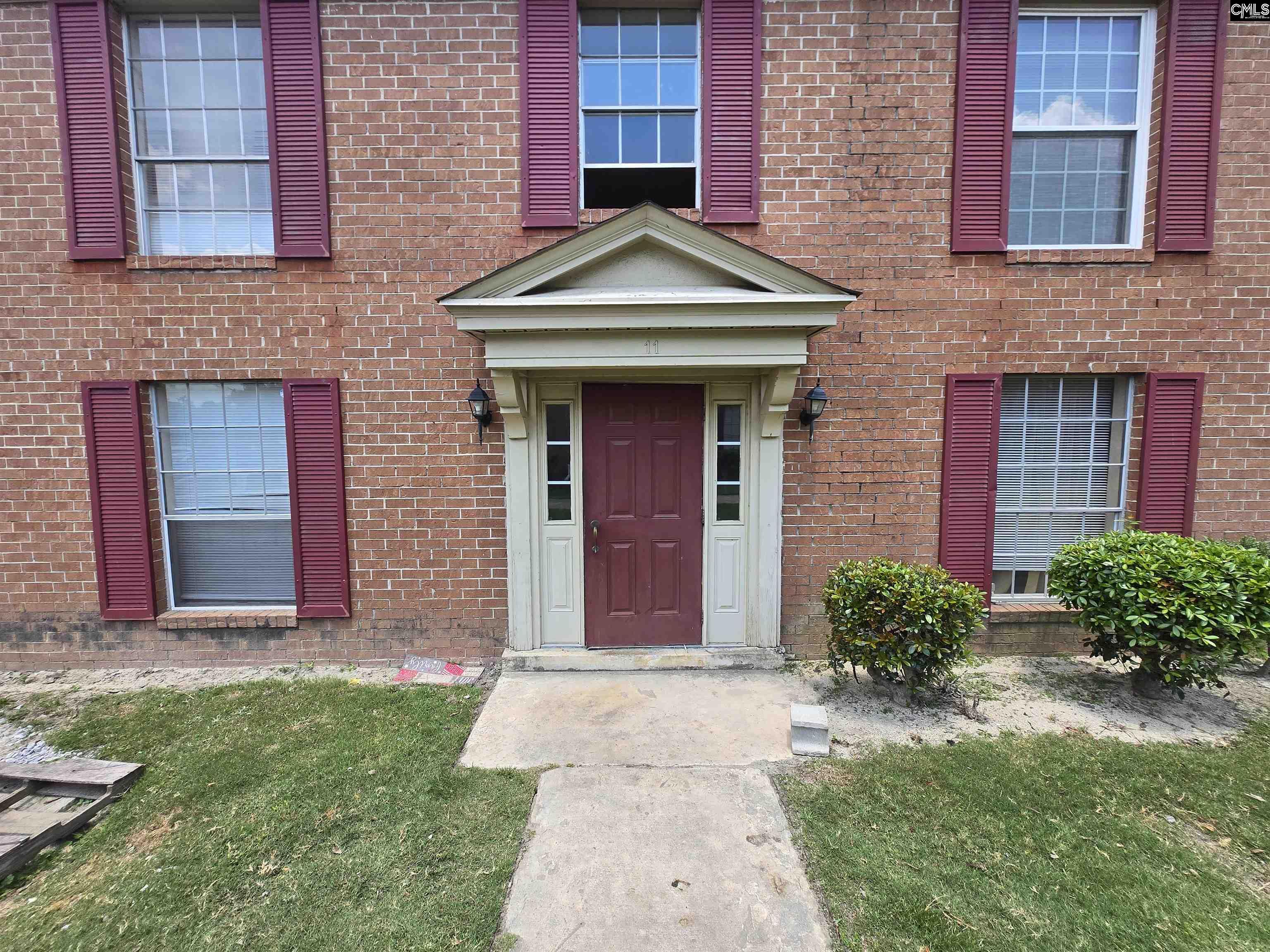 listing main picture