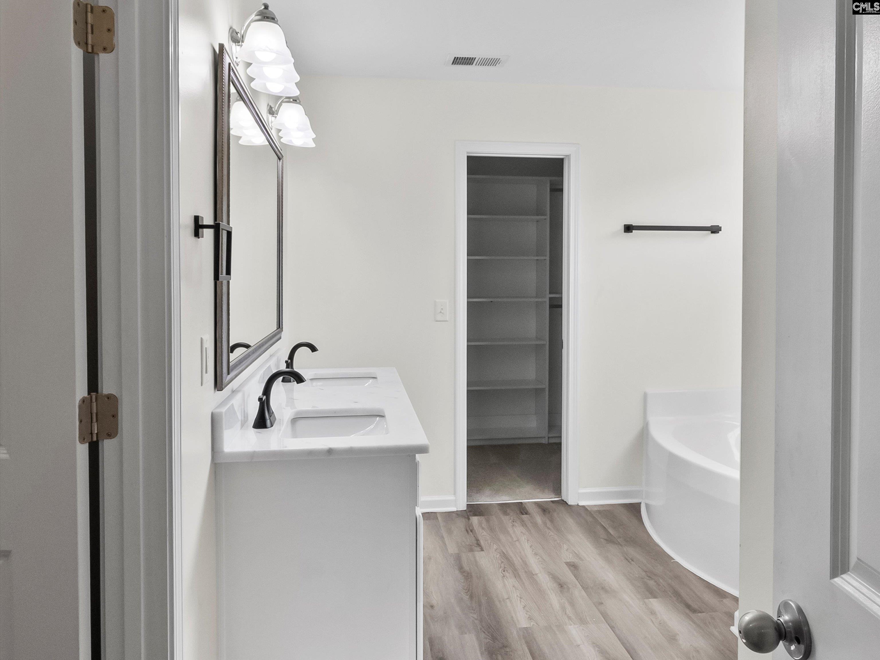 393 Denman Loop Columbia, SC 29229