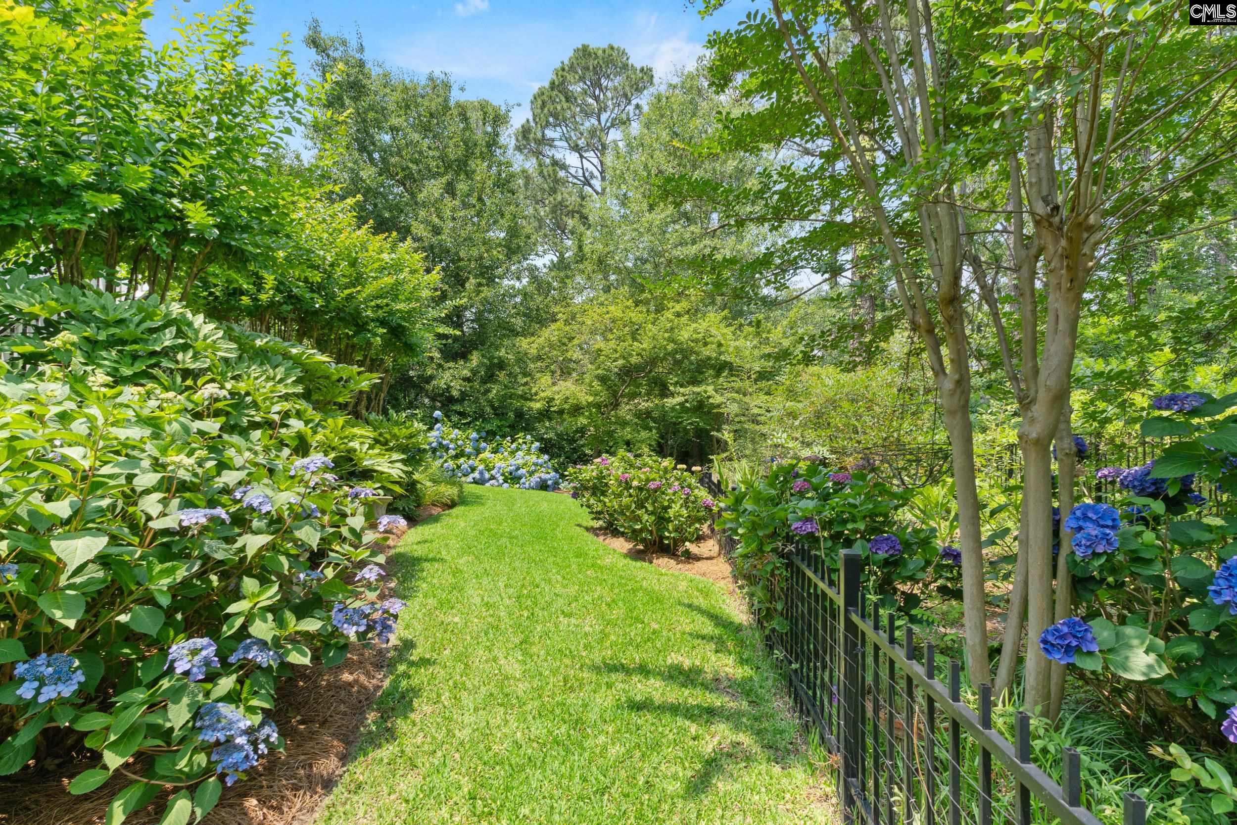 22 Mallet Hill Court Columbia, SC 29223