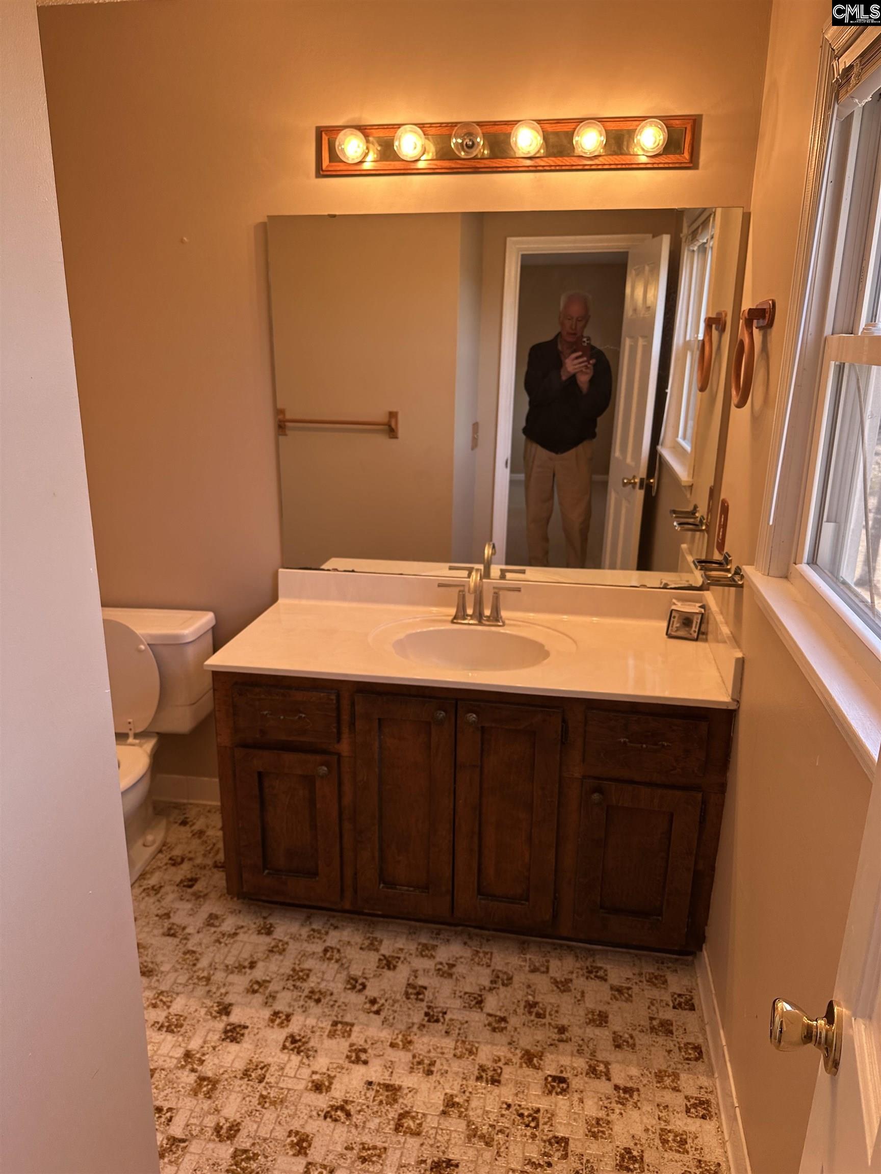 1301 Old Cherokee Road Lexington, SC 29072
