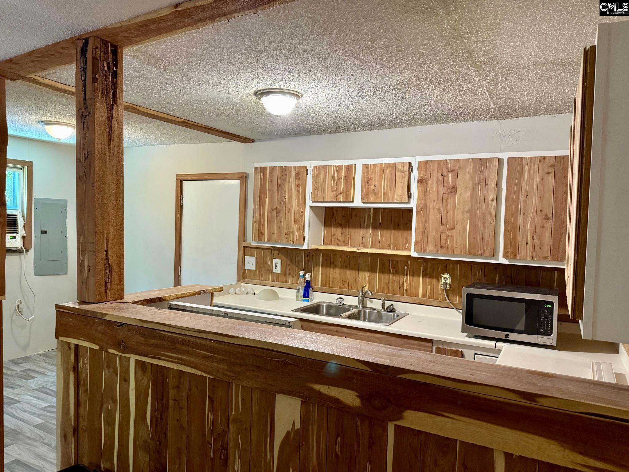 557 Arrowwood Road, Great Falls, South Carolina image 5