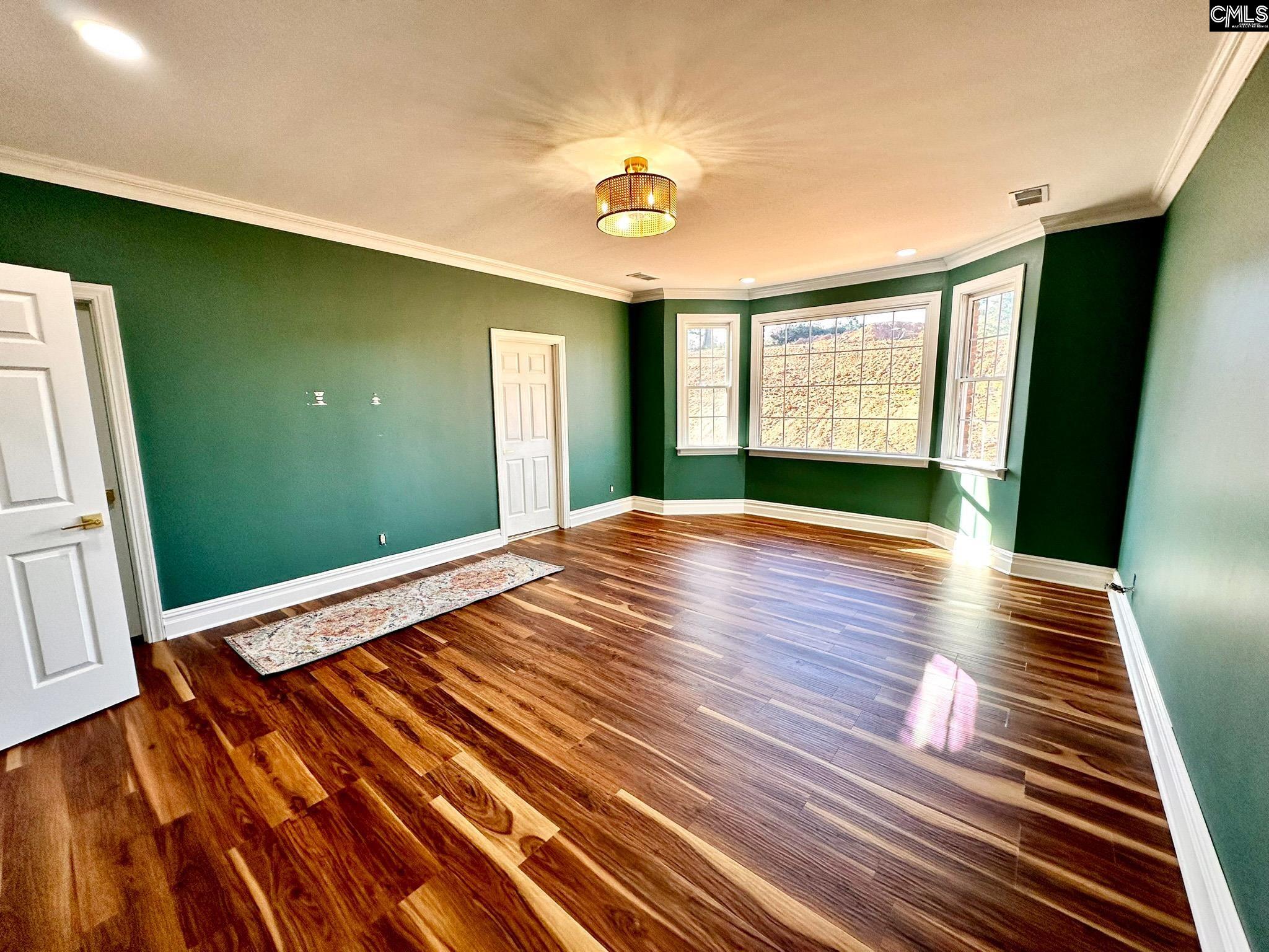 55 Longest Drive St. Matthews, SC 29135