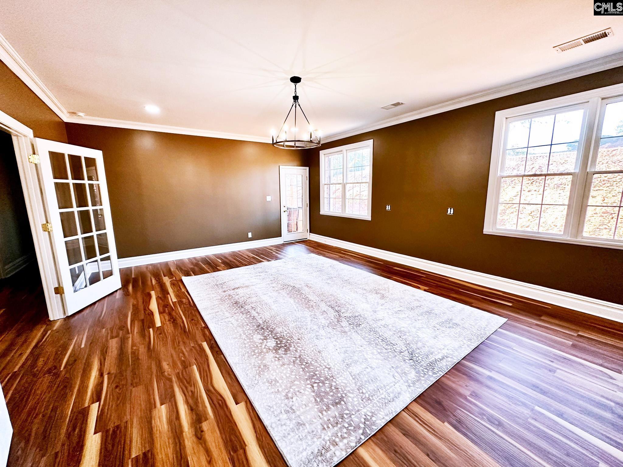 55 Longest Drive St. Matthews, SC 29135