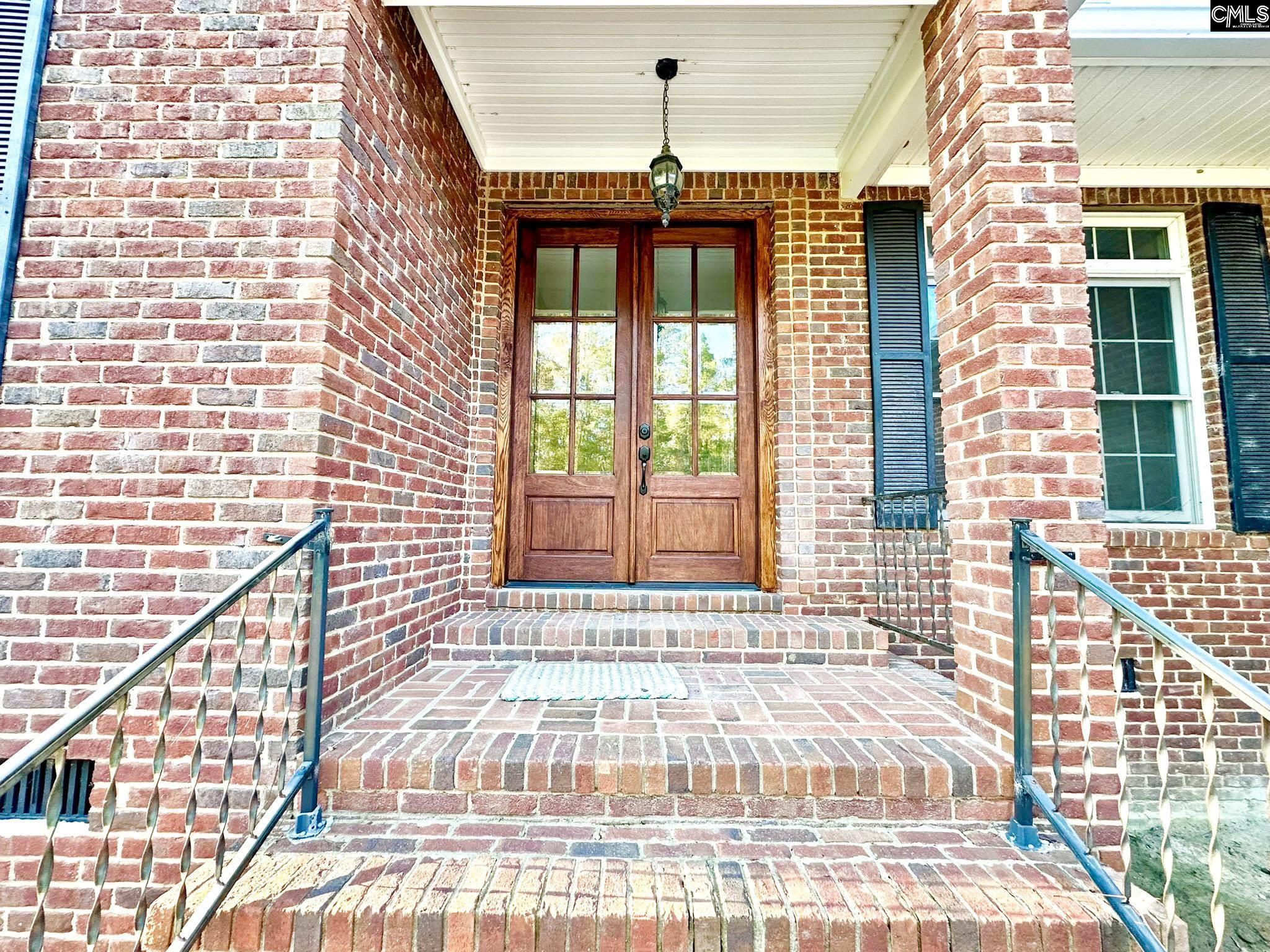 55 Longest Drive St. Matthews, SC 29135