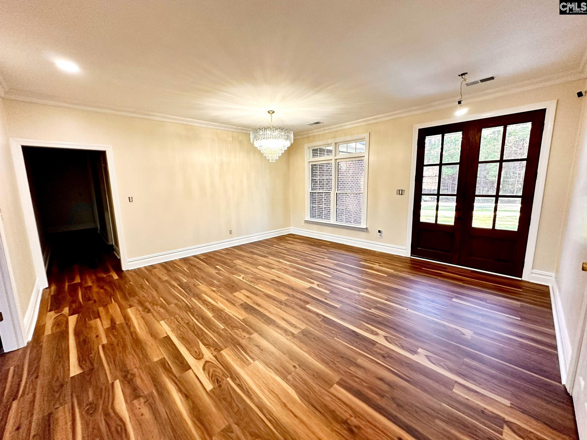 55 Longest Drive St. Matthews, SC 29135