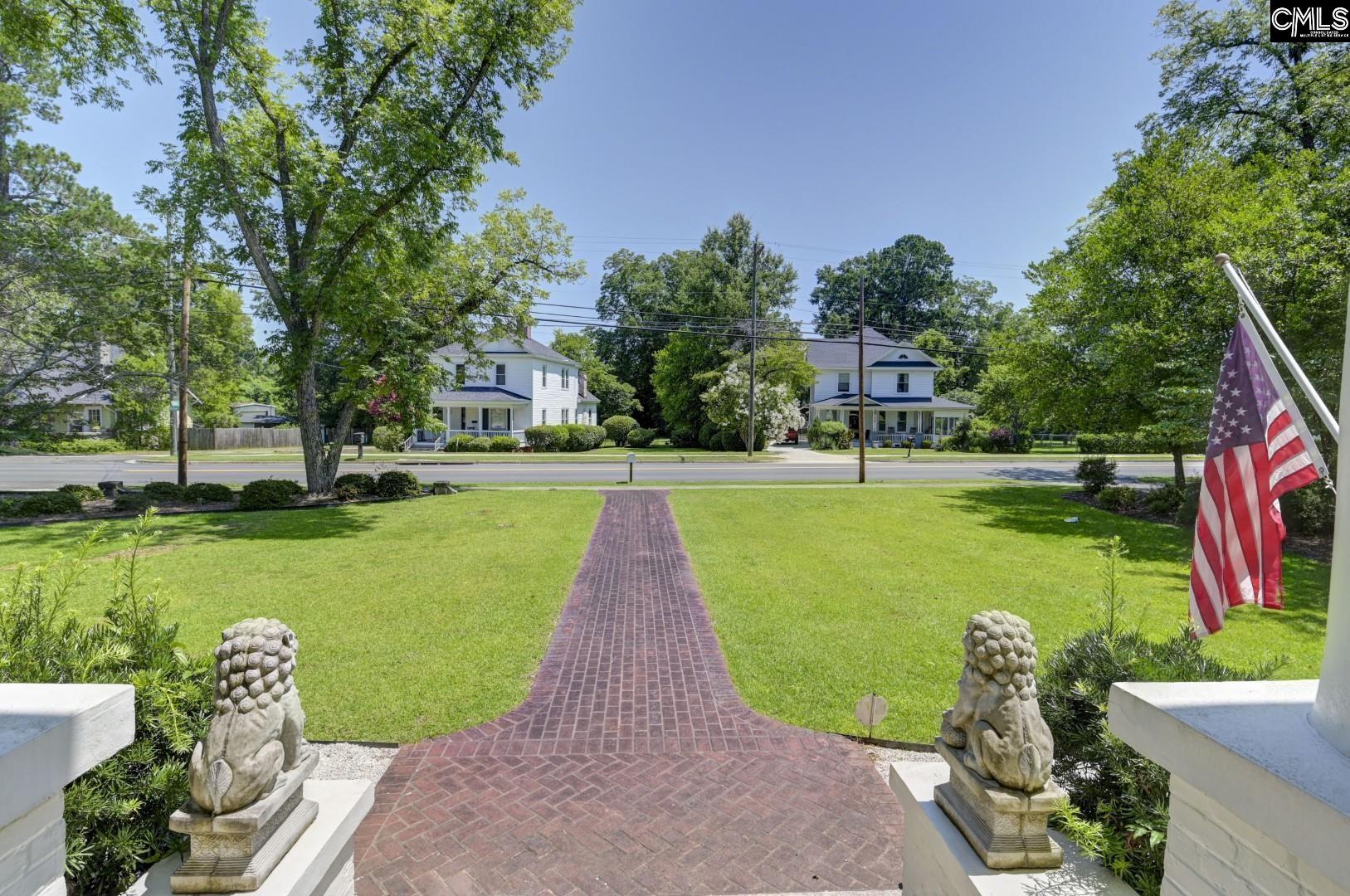 1902 Bridge Street St. Matthews, SC 29135