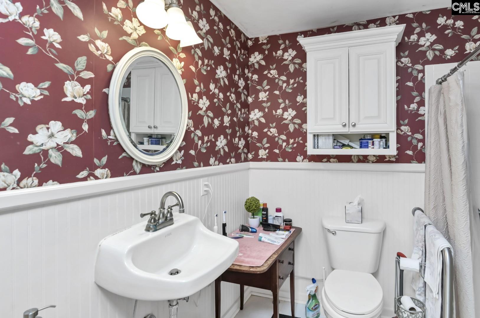 1902 Bridge Street St. Matthews, SC 29135