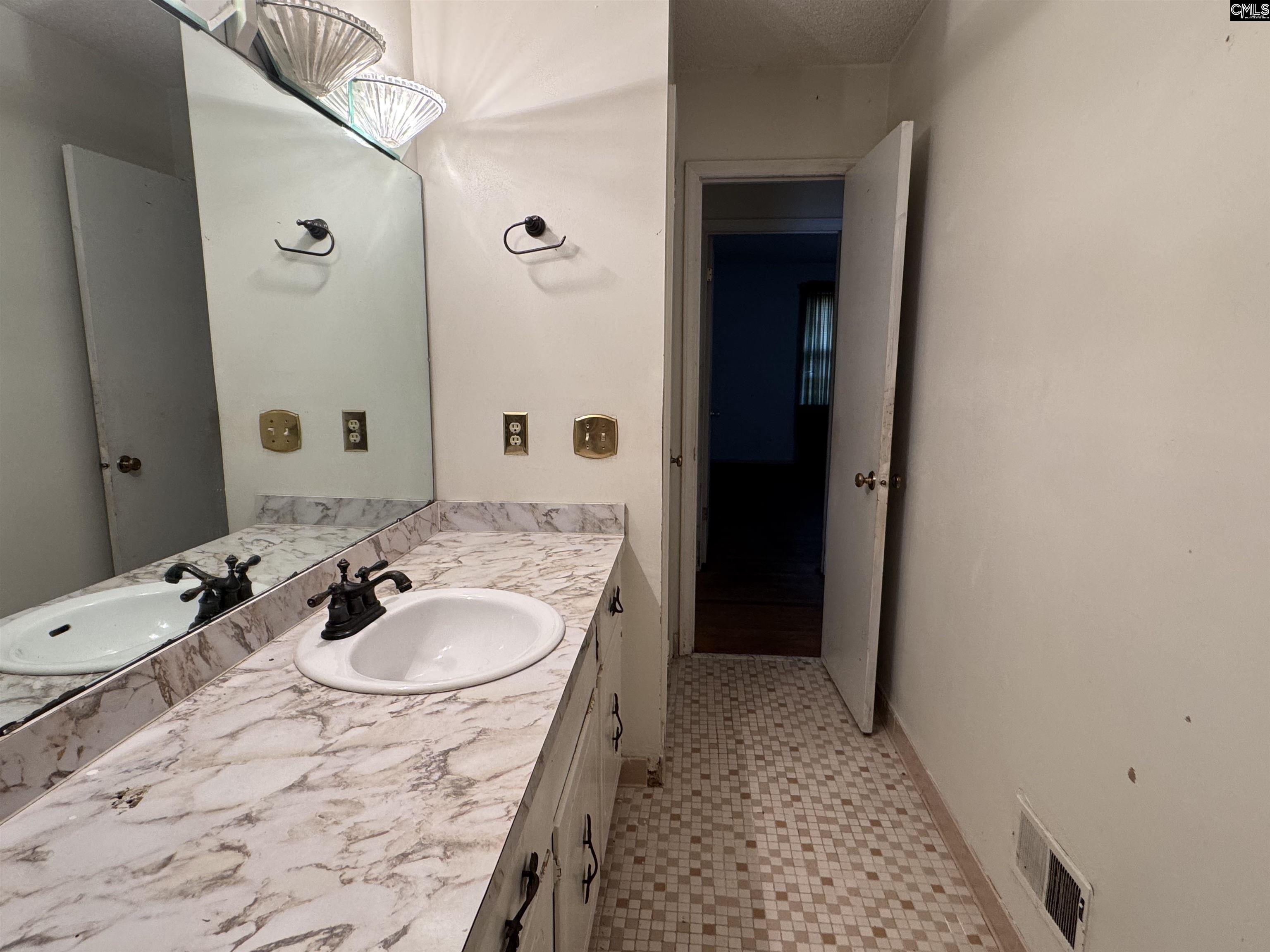 7909 Wessex Lane, Columbia, South Carolina image 23