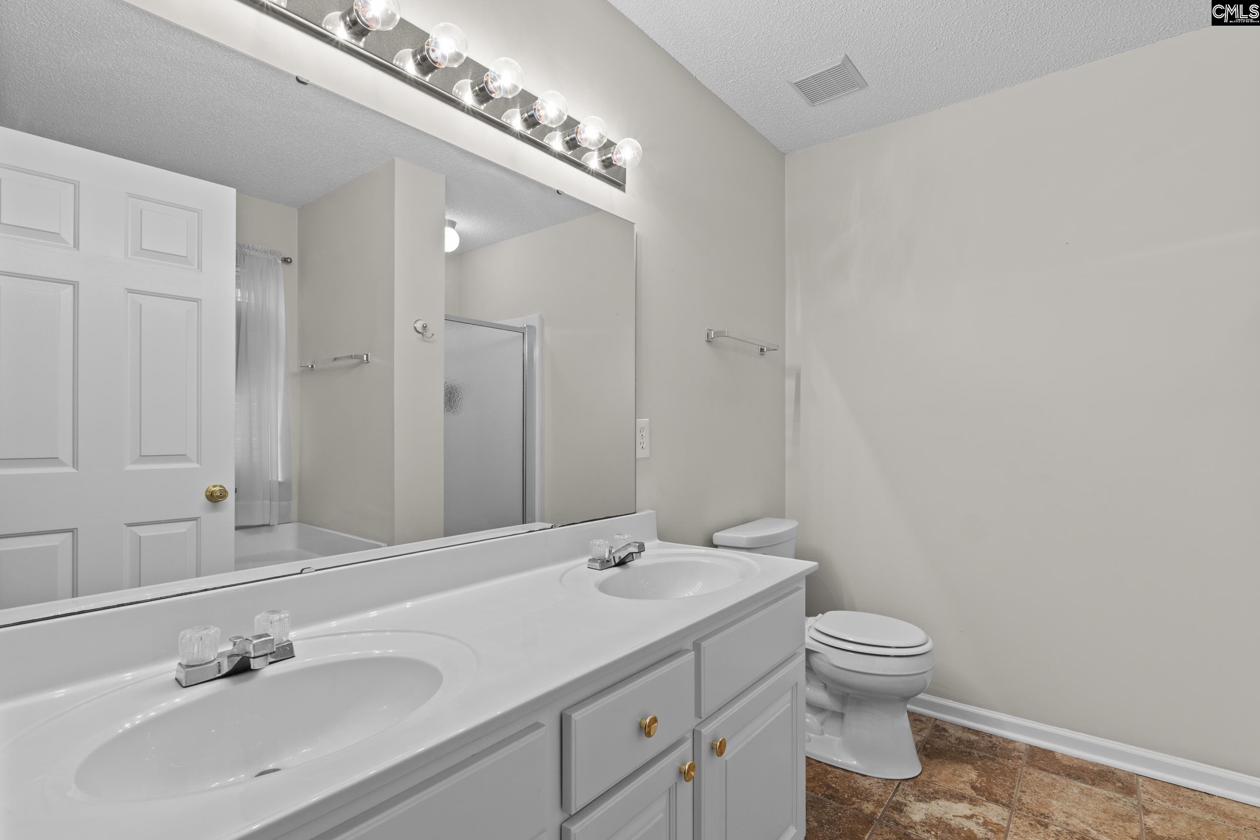 231 Elmwood Elgin, SC 29045