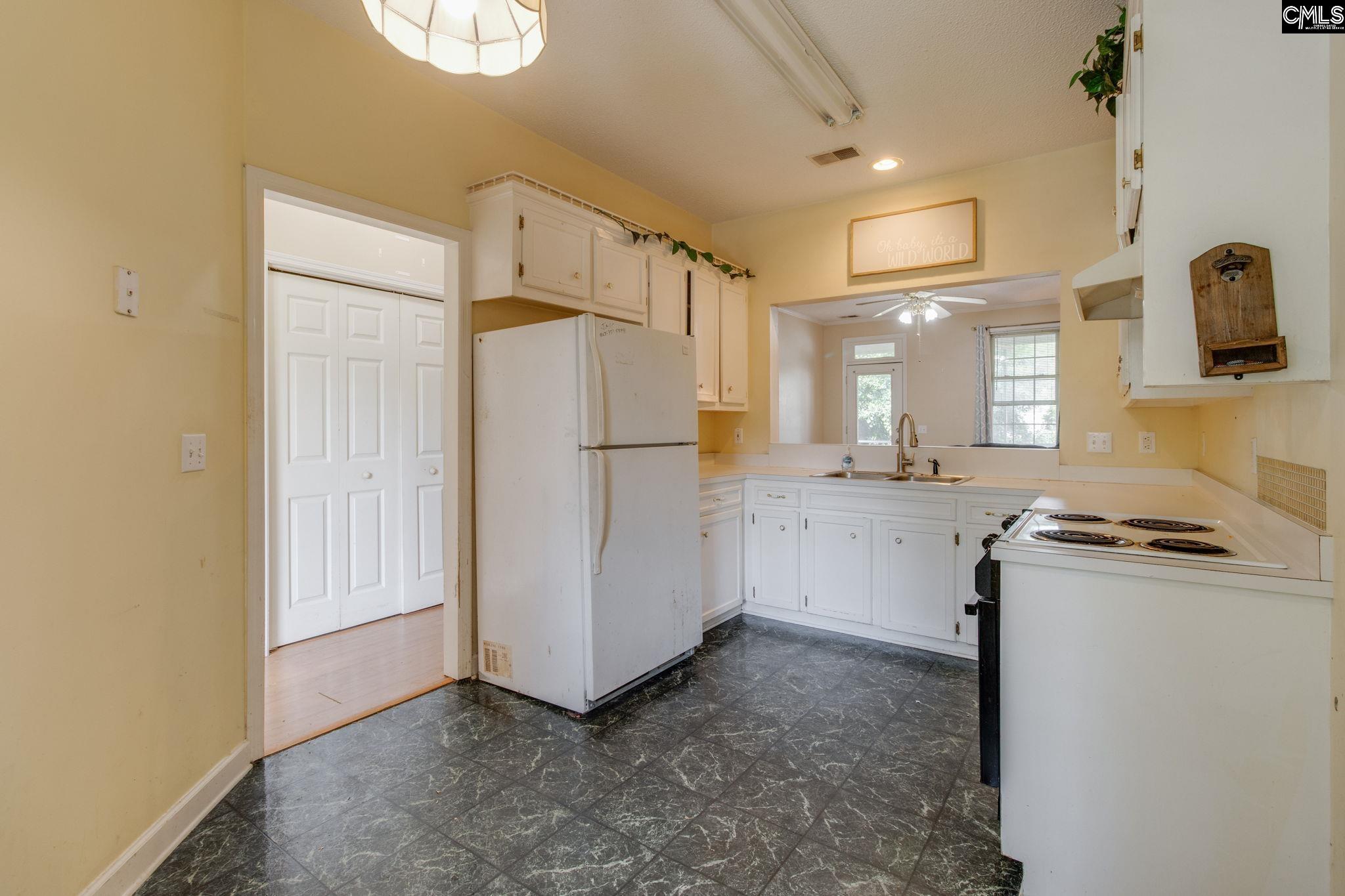 1919 Pine Lake Drive, West Columbia, South Carolina image 4