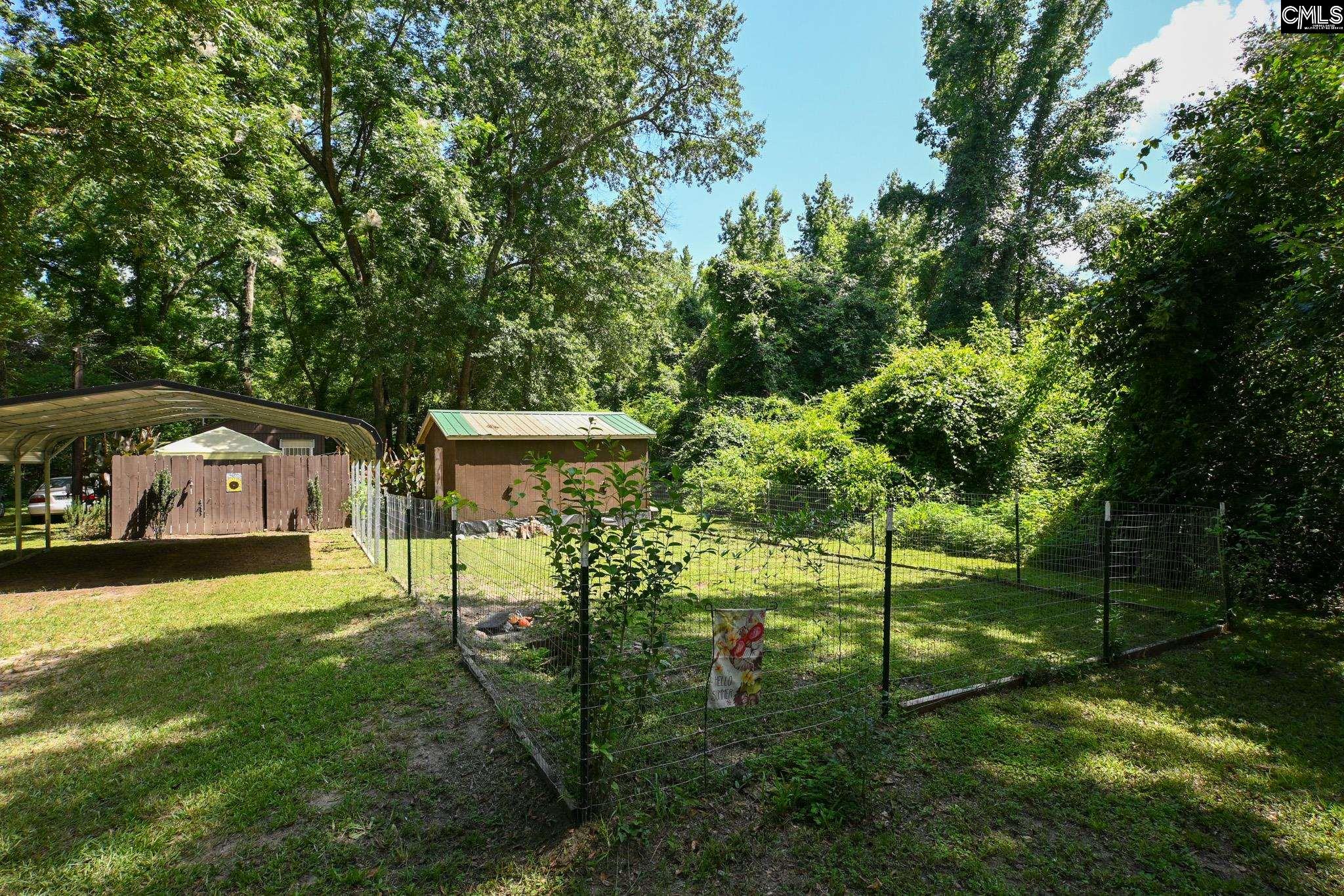 527 Wise Road St. Matthews, SC 29135