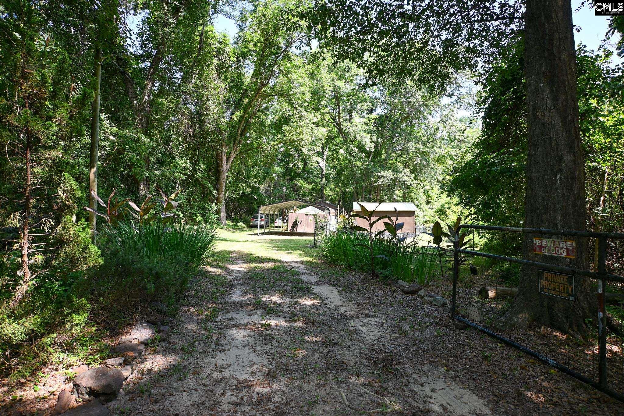 527 Wise Road St. Matthews, SC 29135