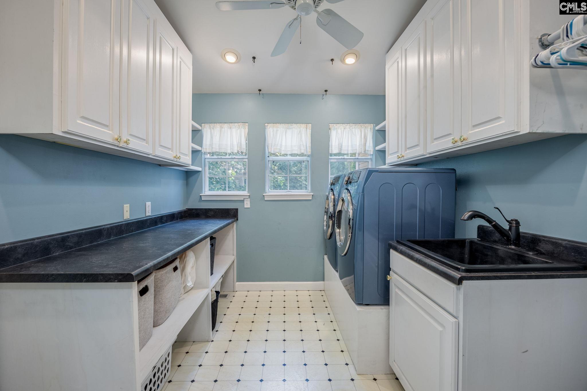 513 Winding Way Columbia, SC 29212