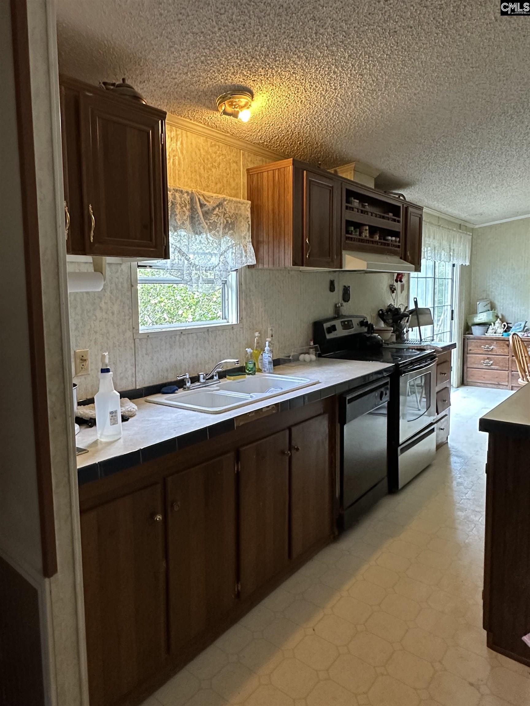 516 Barfield Road Elgin, SC 29045