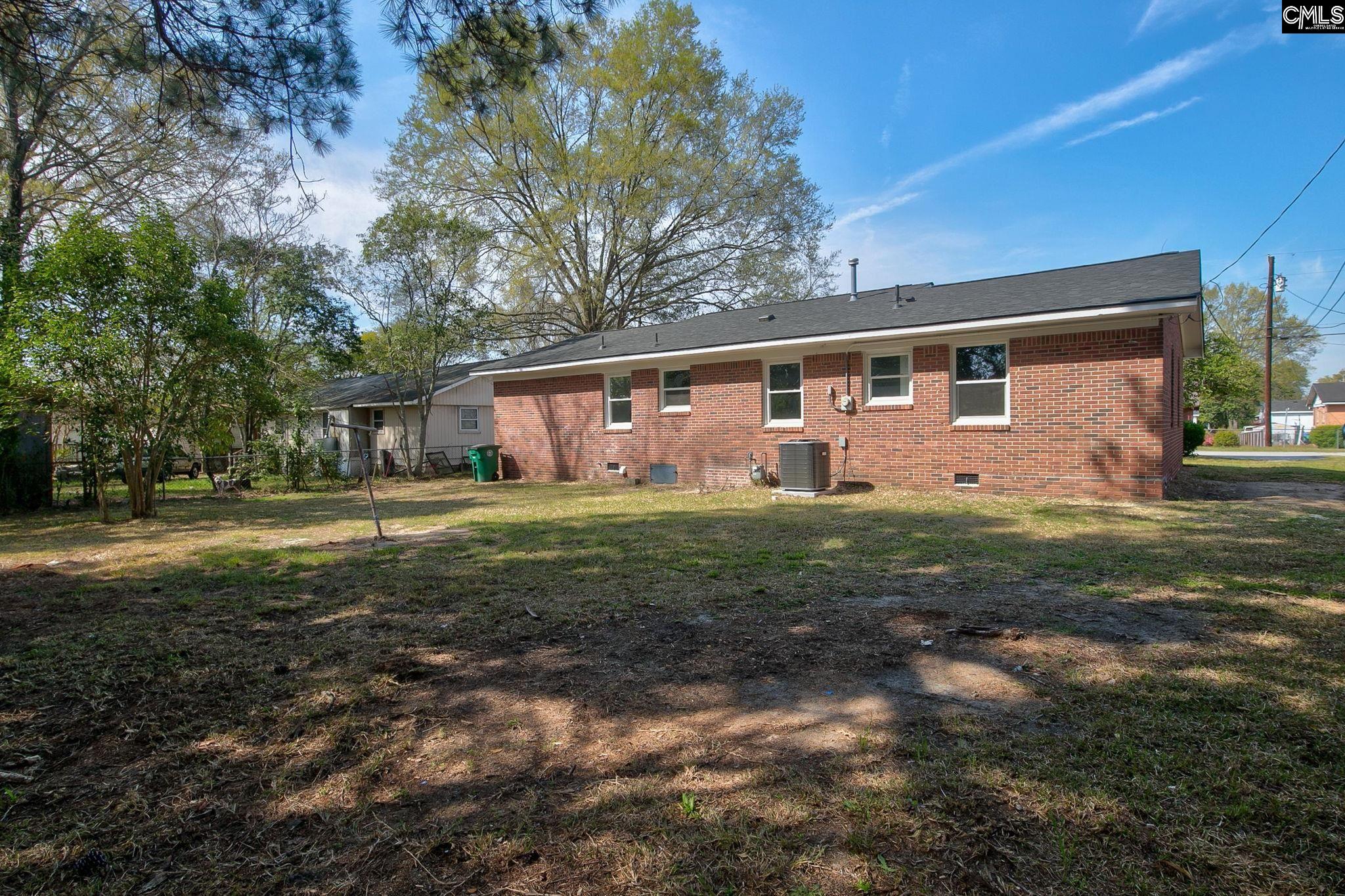 610 Conway Circle Camden, SC 29020