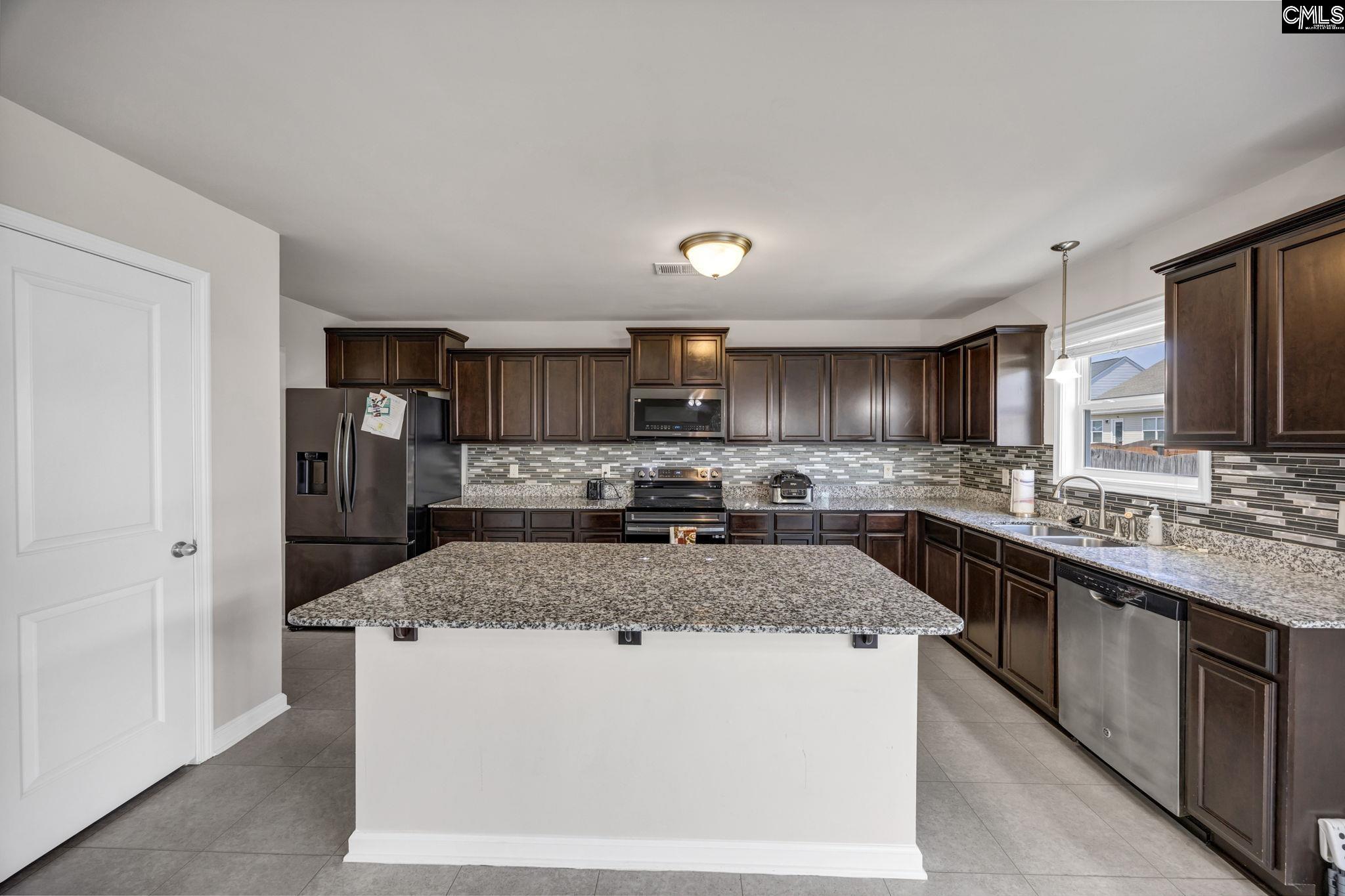 1047 Heart Pine Drive Blythewood, SC 29016-7321