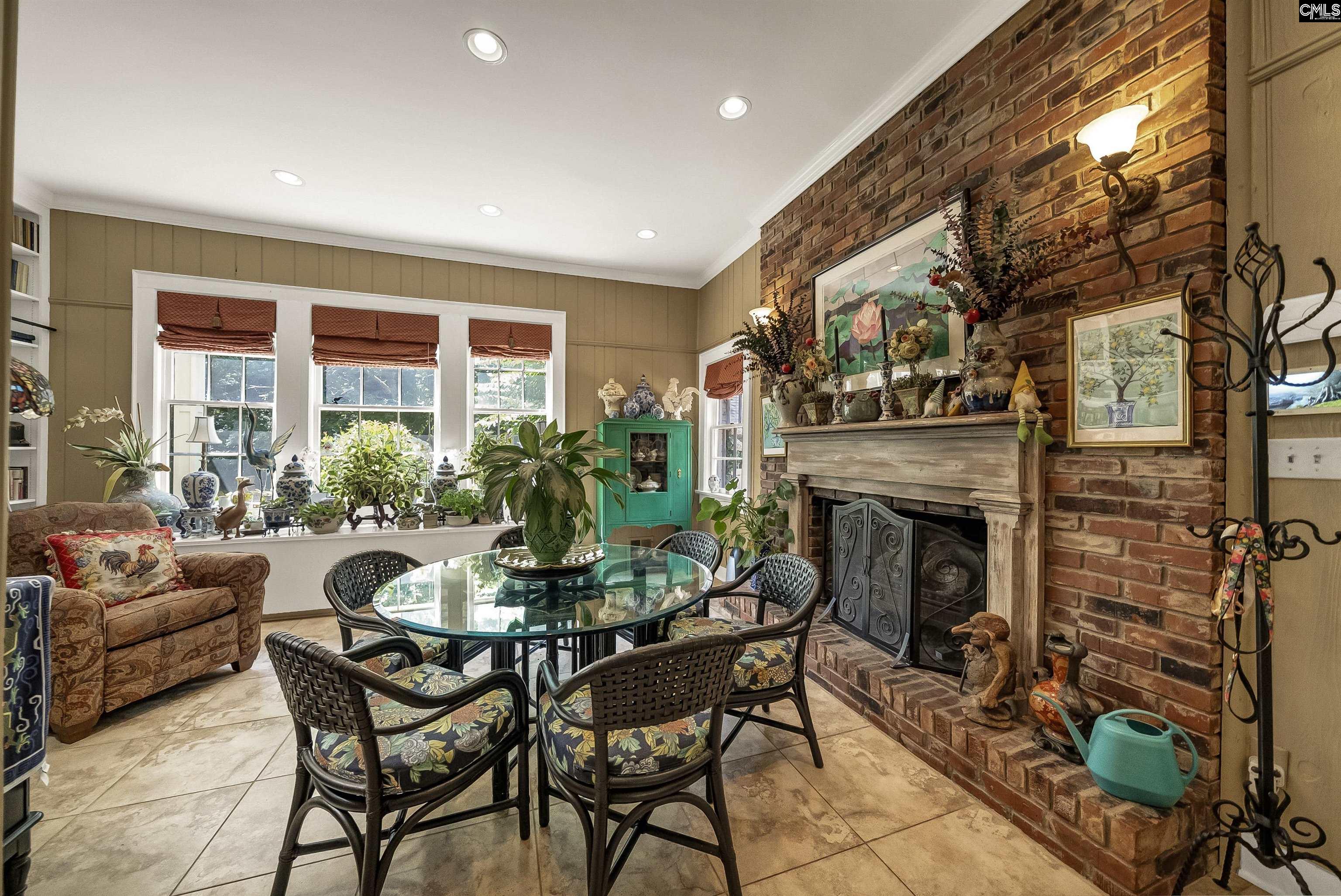121 Saluda Avenue Columbia, SC 29205-3028