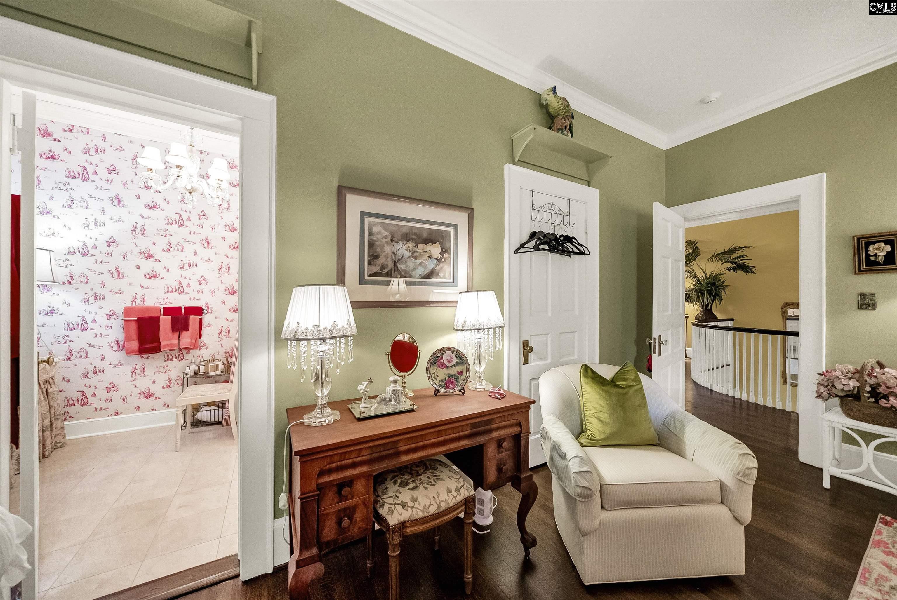 121 Saluda Avenue Columbia, SC 29205-3028