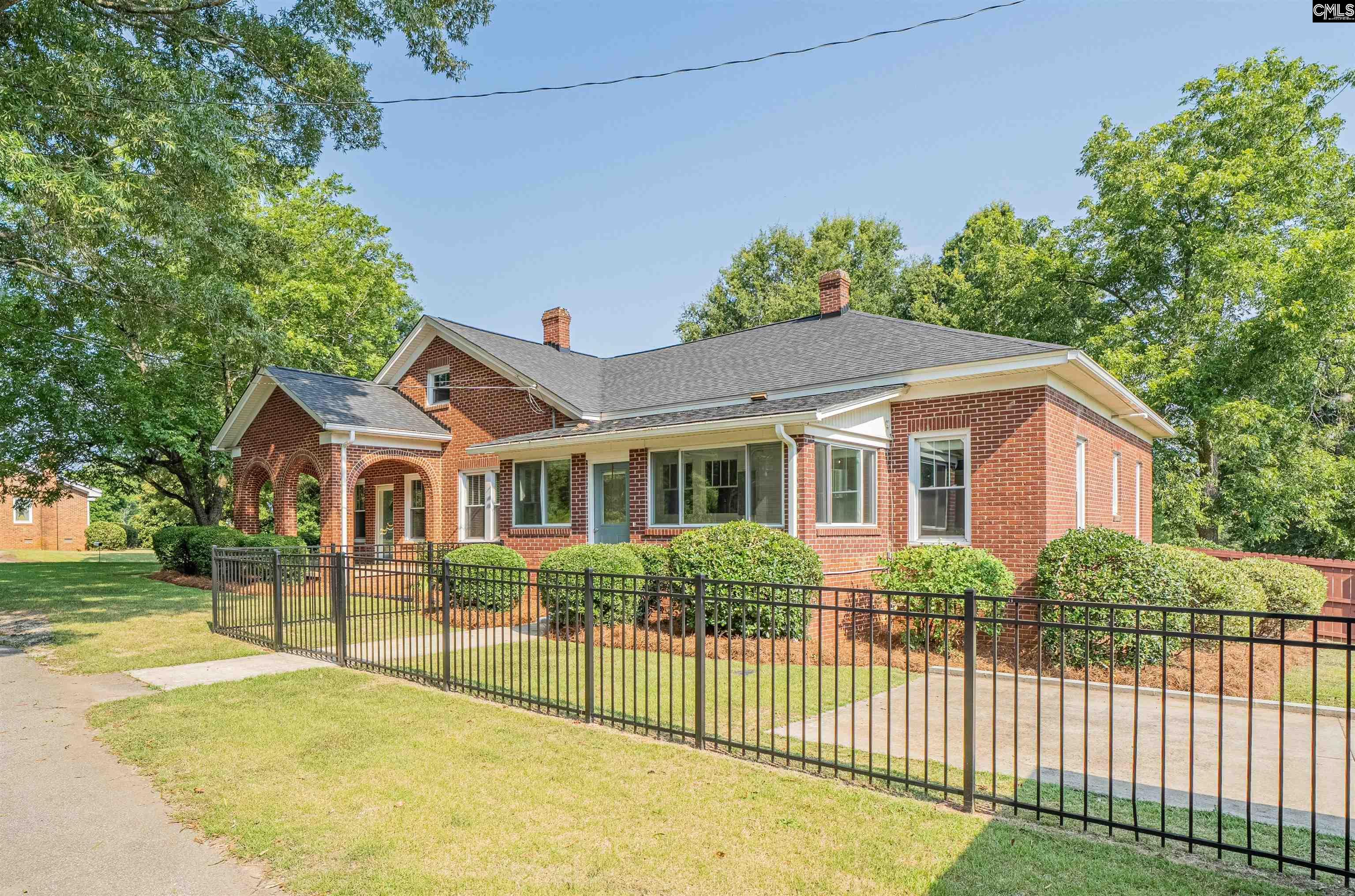 858 Mountain Street Little Mountain, SC 29075