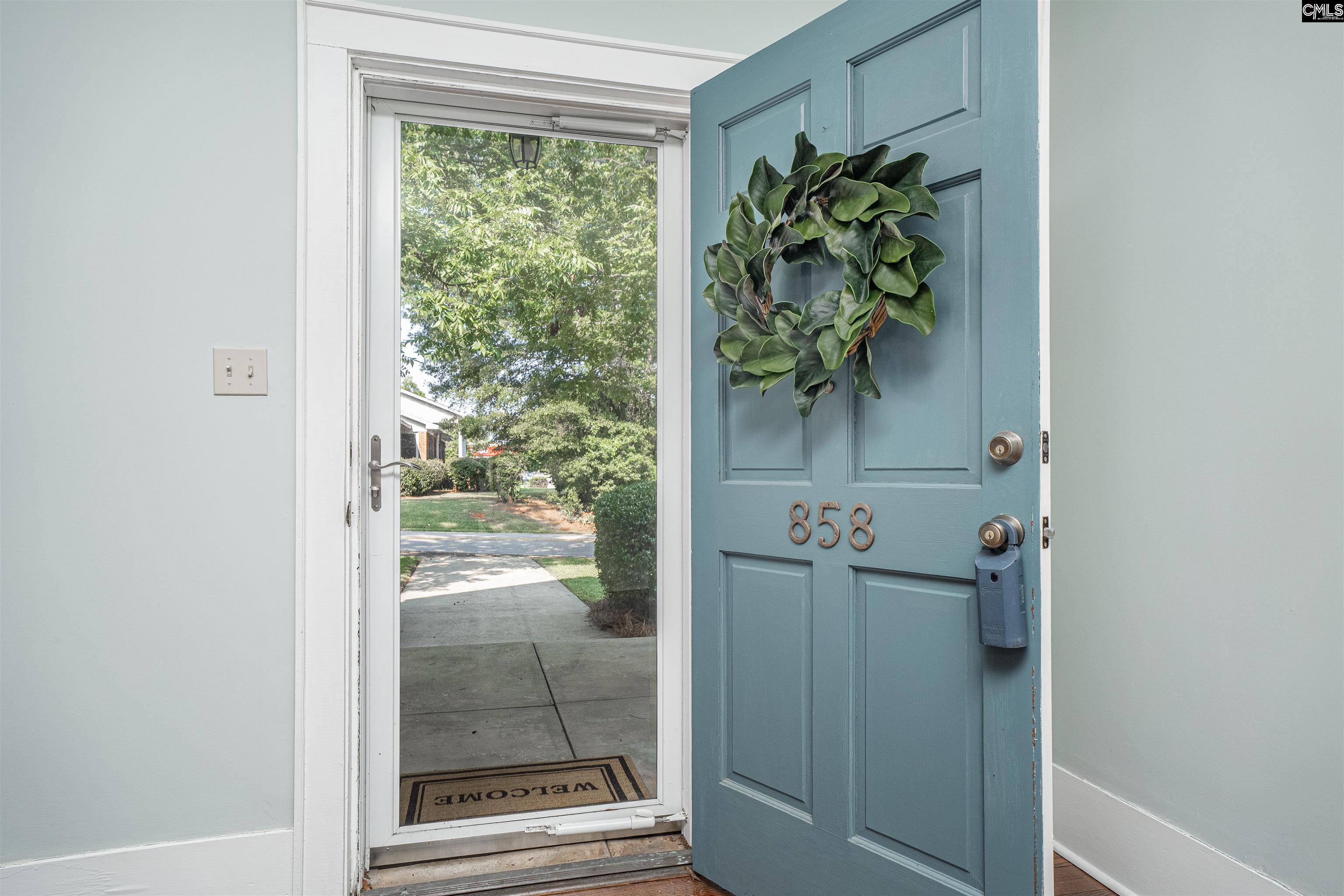 858 Mountain Street Little Mountain, SC 29075