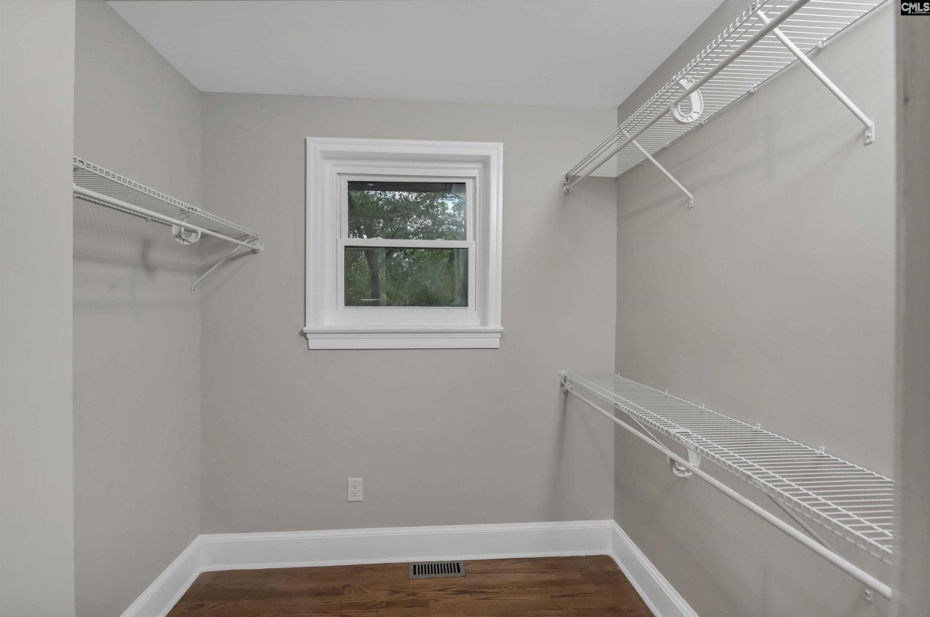 4664 Sylvan Drive Columbia, SC 29206-1140